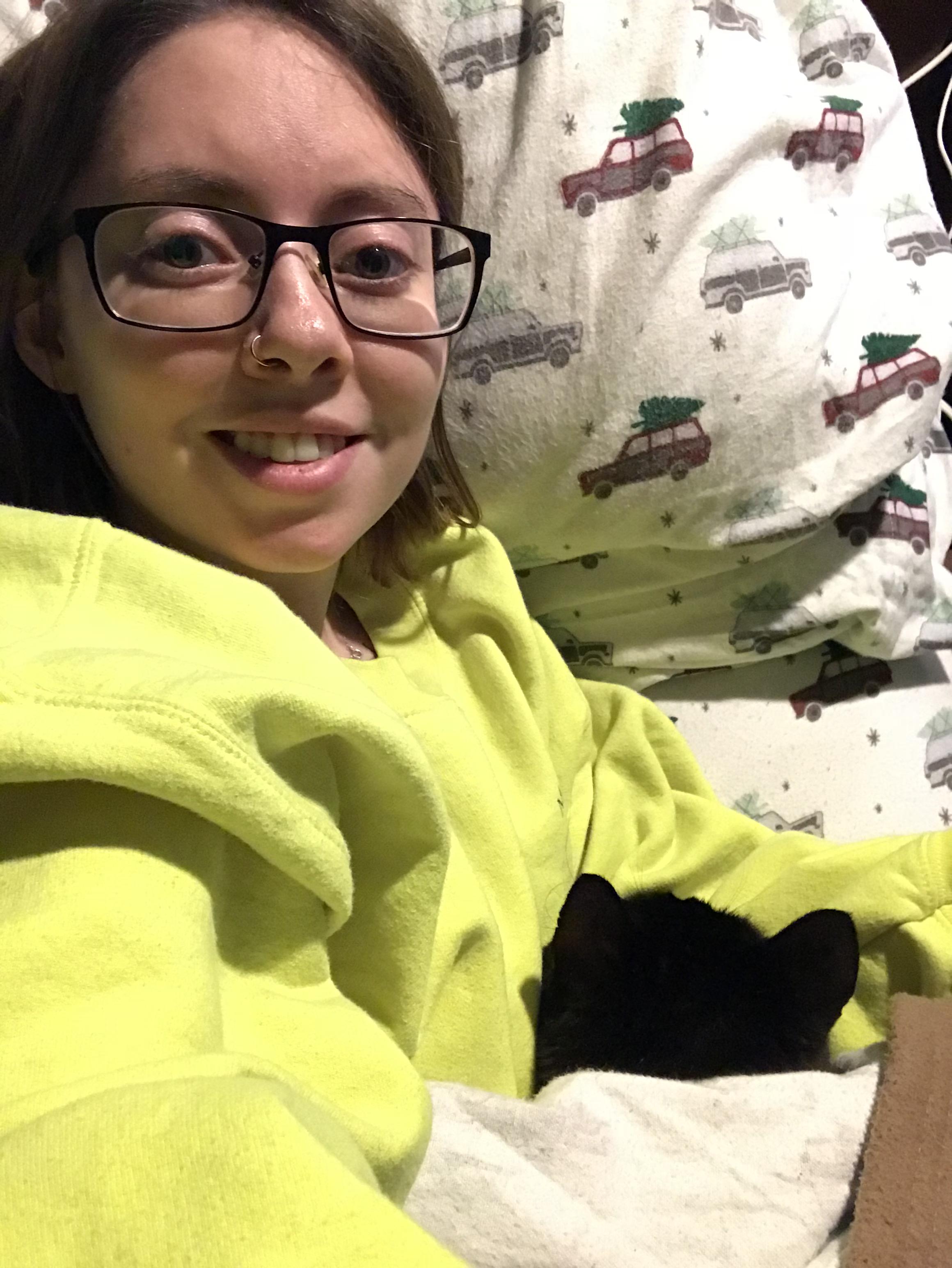 My kitty loves to snuggle under the covers in the winter. r/cats