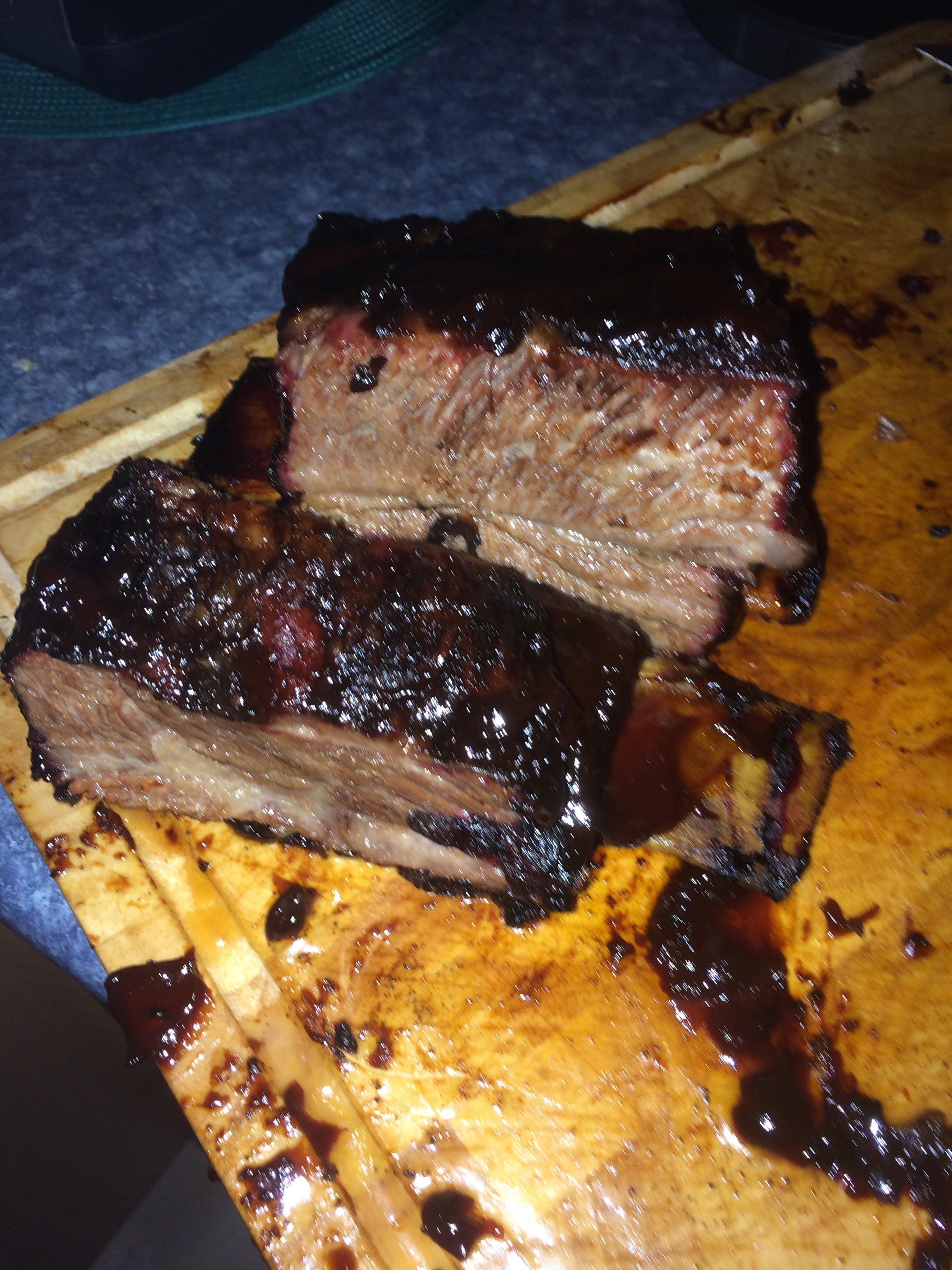 [homemade] 9 hour slow smoked beef ribs with home made rub and BBQ