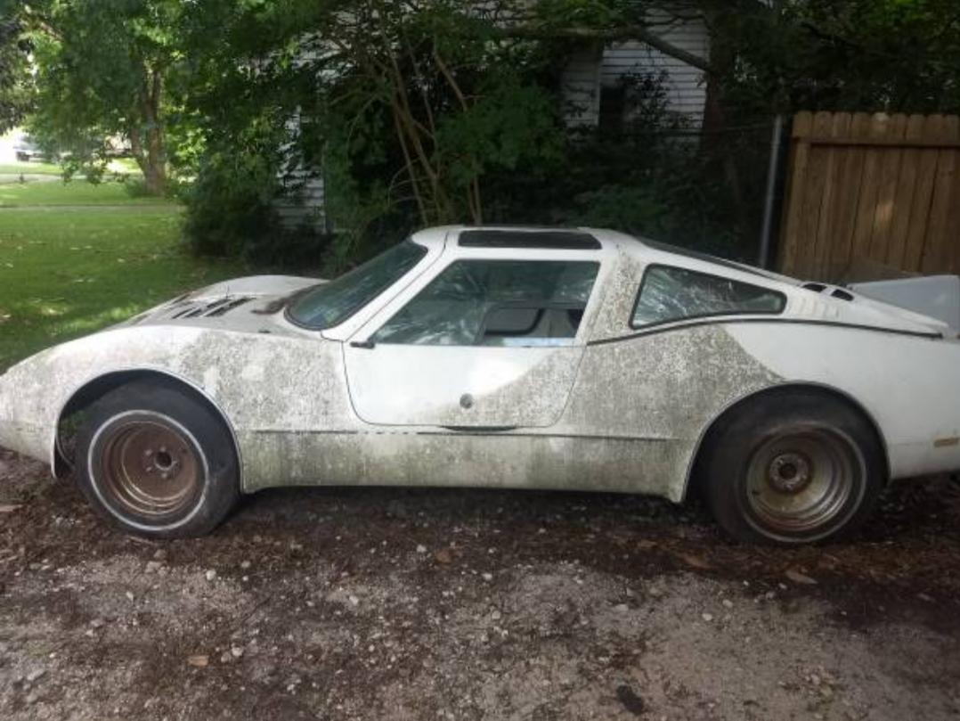 Very strange kit car with the chassis of a VW bug. r/AbandonedPorn