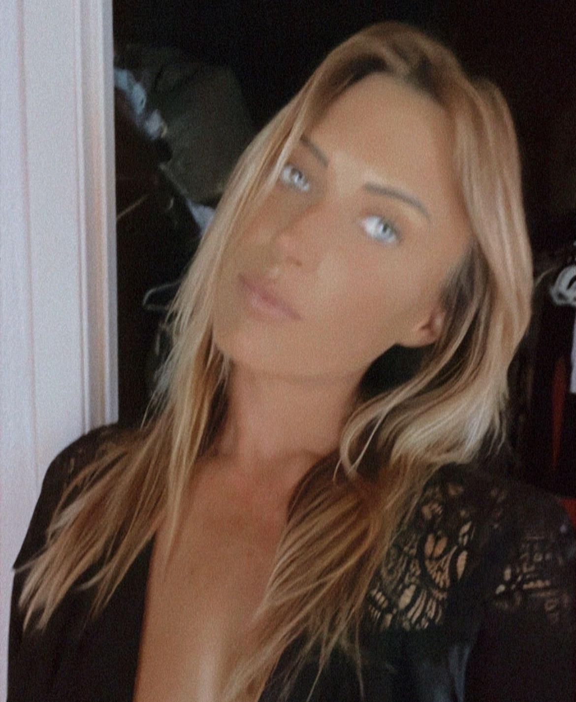 Low quality pic, high quality hotness @honeybabelia : InstagramHotties