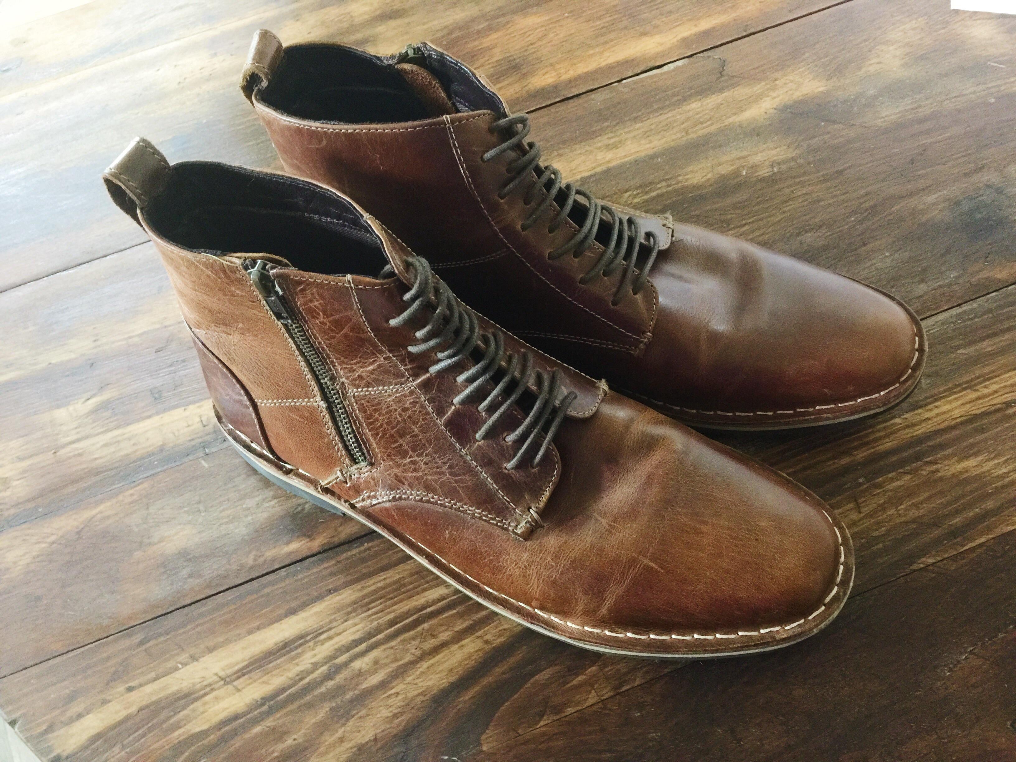 Got these really cool Steve Madden leather boots for 5 bucks. r