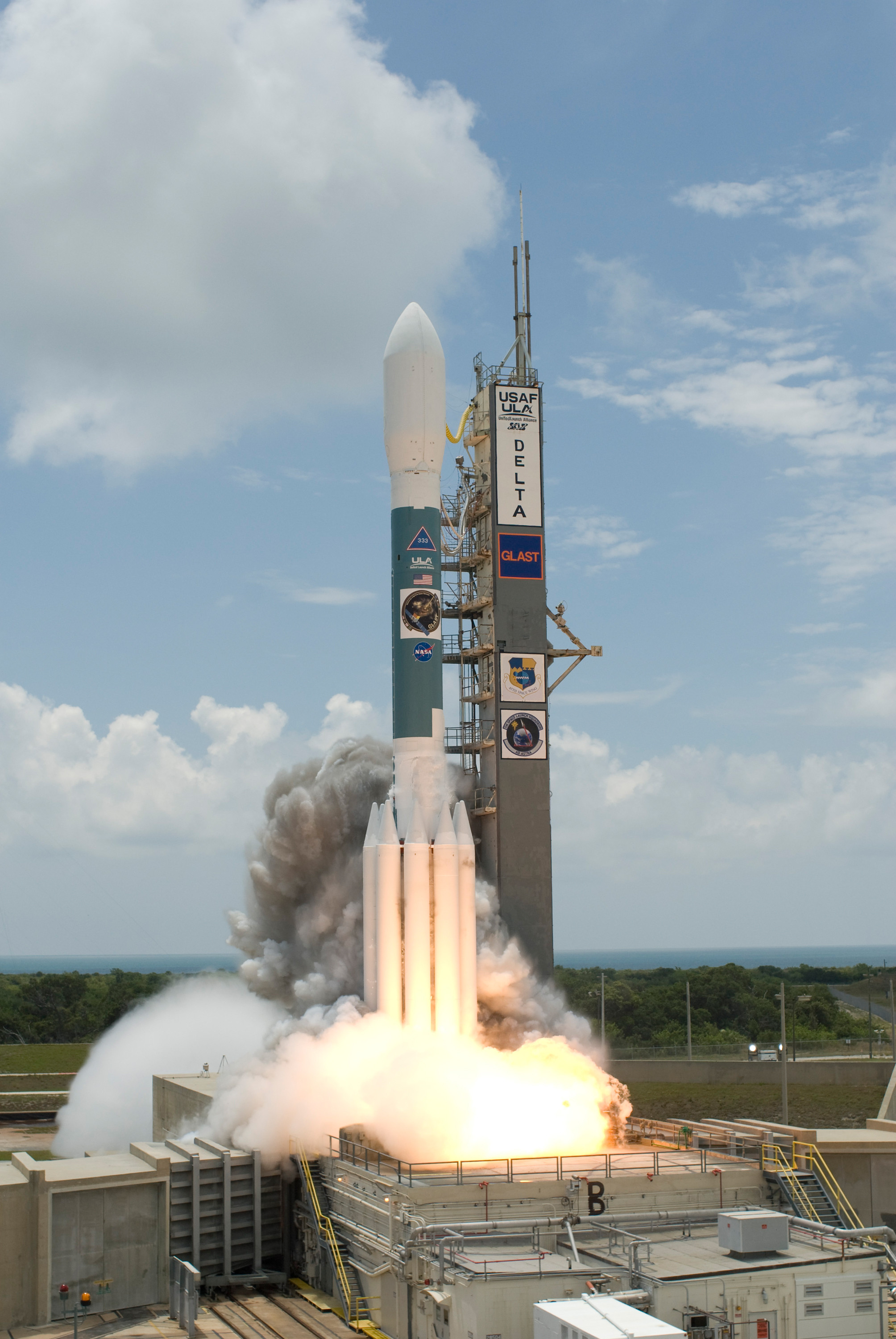 Launch of Fermi Gammaray Space Telescope MachinePorn