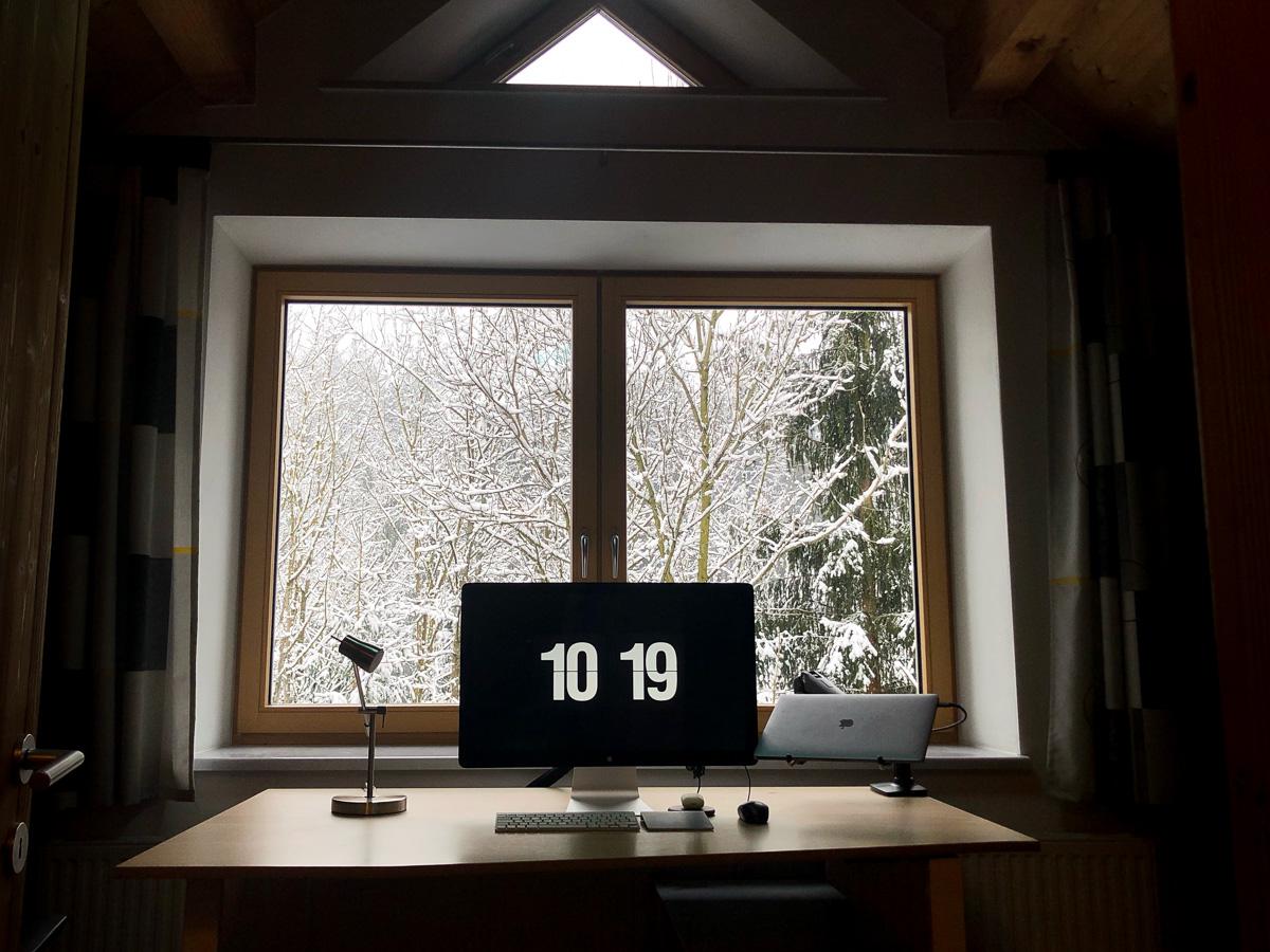 My home office in Austria r/CozyPlaces