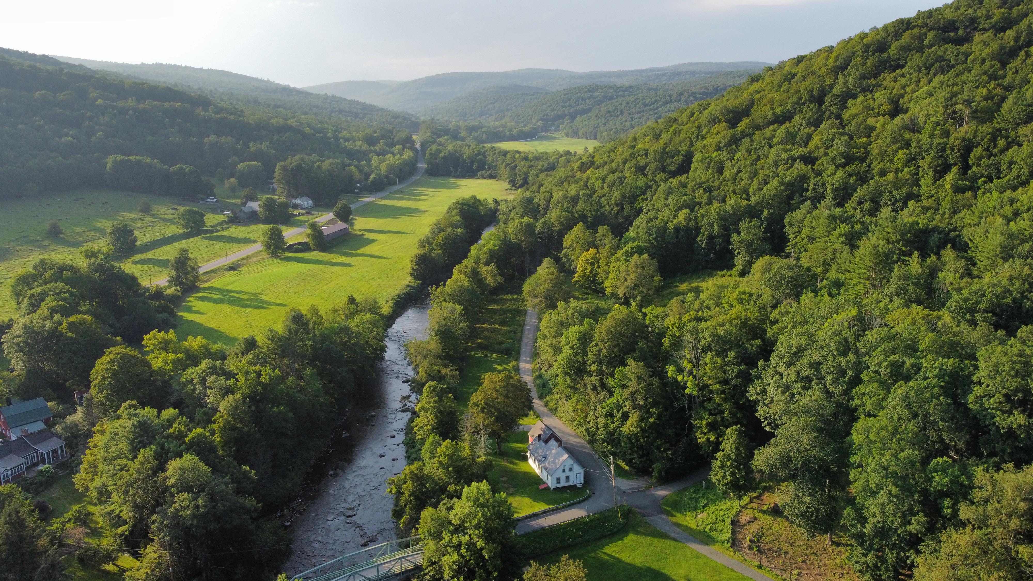 Colrain above the North River, looking toward Vermont r/massachusetts