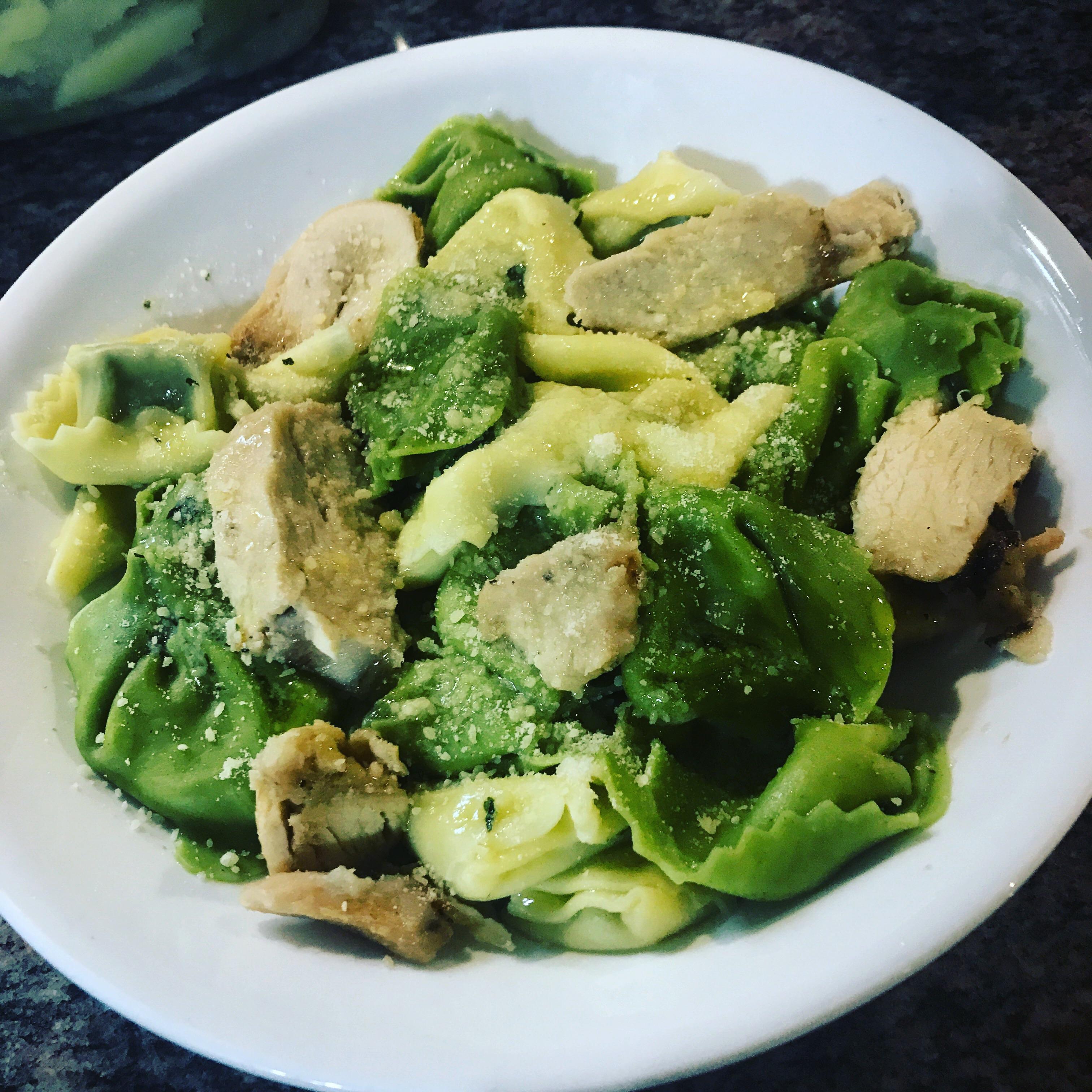 [HOMEMADE] spinach and ricotta tortellini with a butter and olive oil