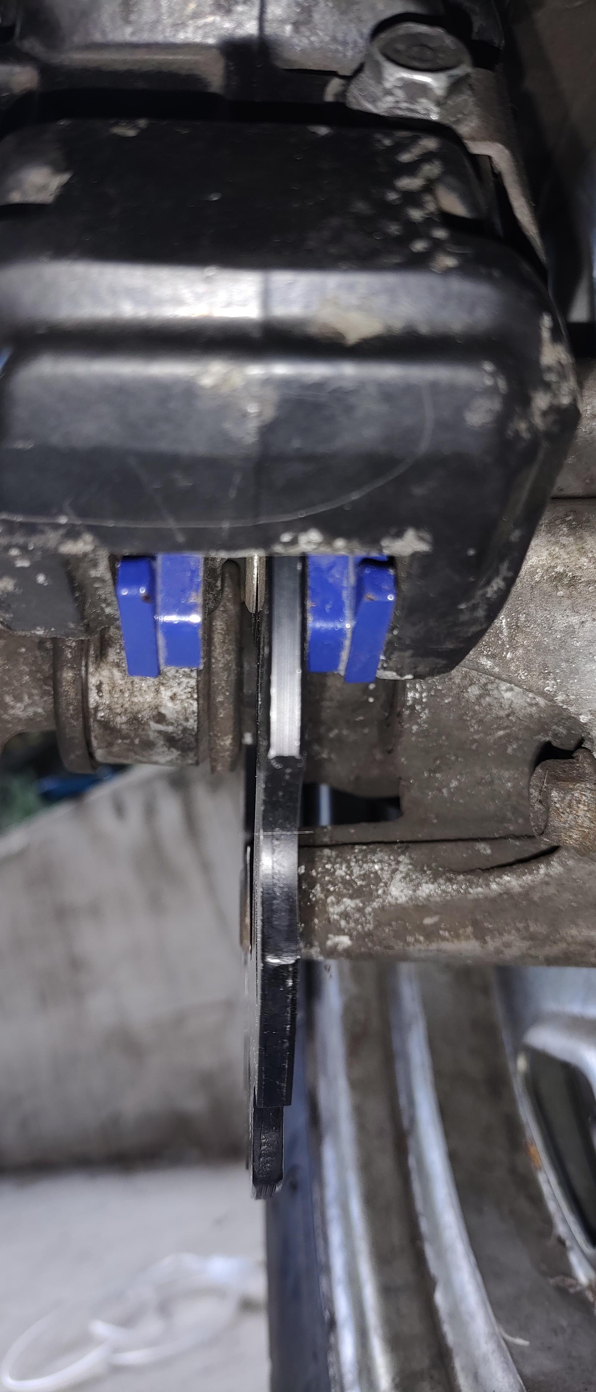 Bad install, or just how a brake caliper works? [Beginner] [Scooter