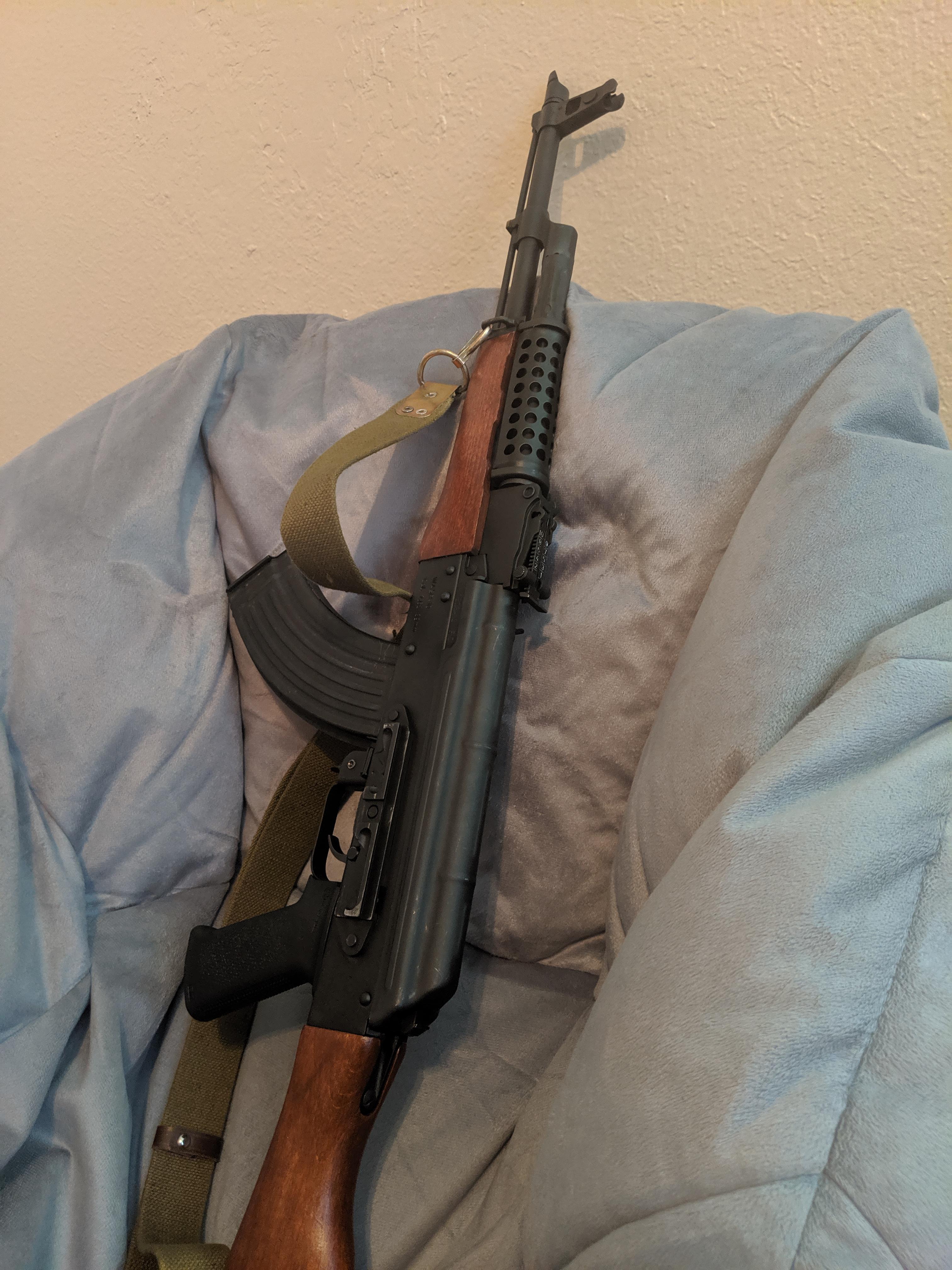 Just installed my cheese grater, coolest kid on the comblock! r/ak47