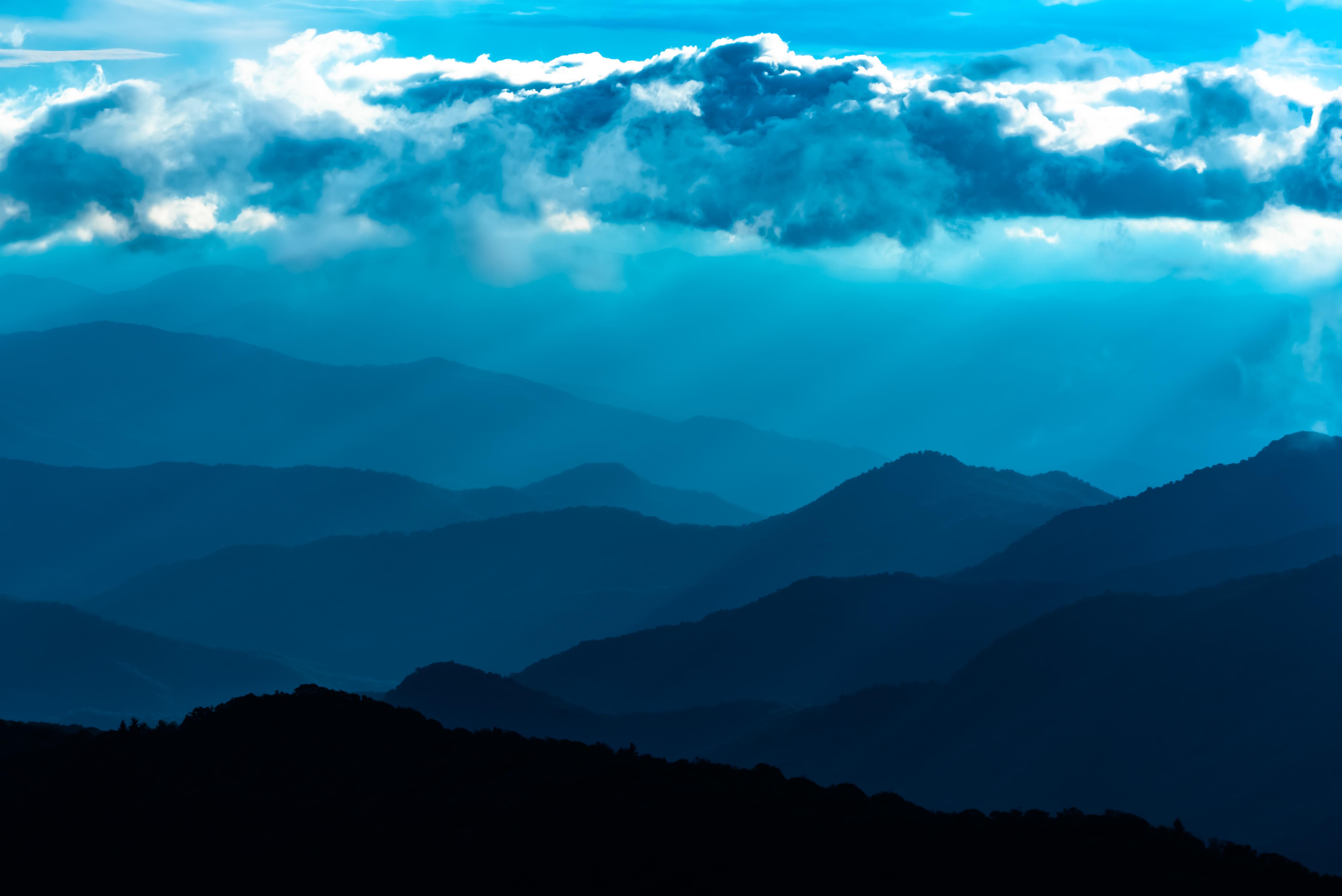 Expose Nature Blue Ridge Mountains, North Carolina, USA. [5000x3358]