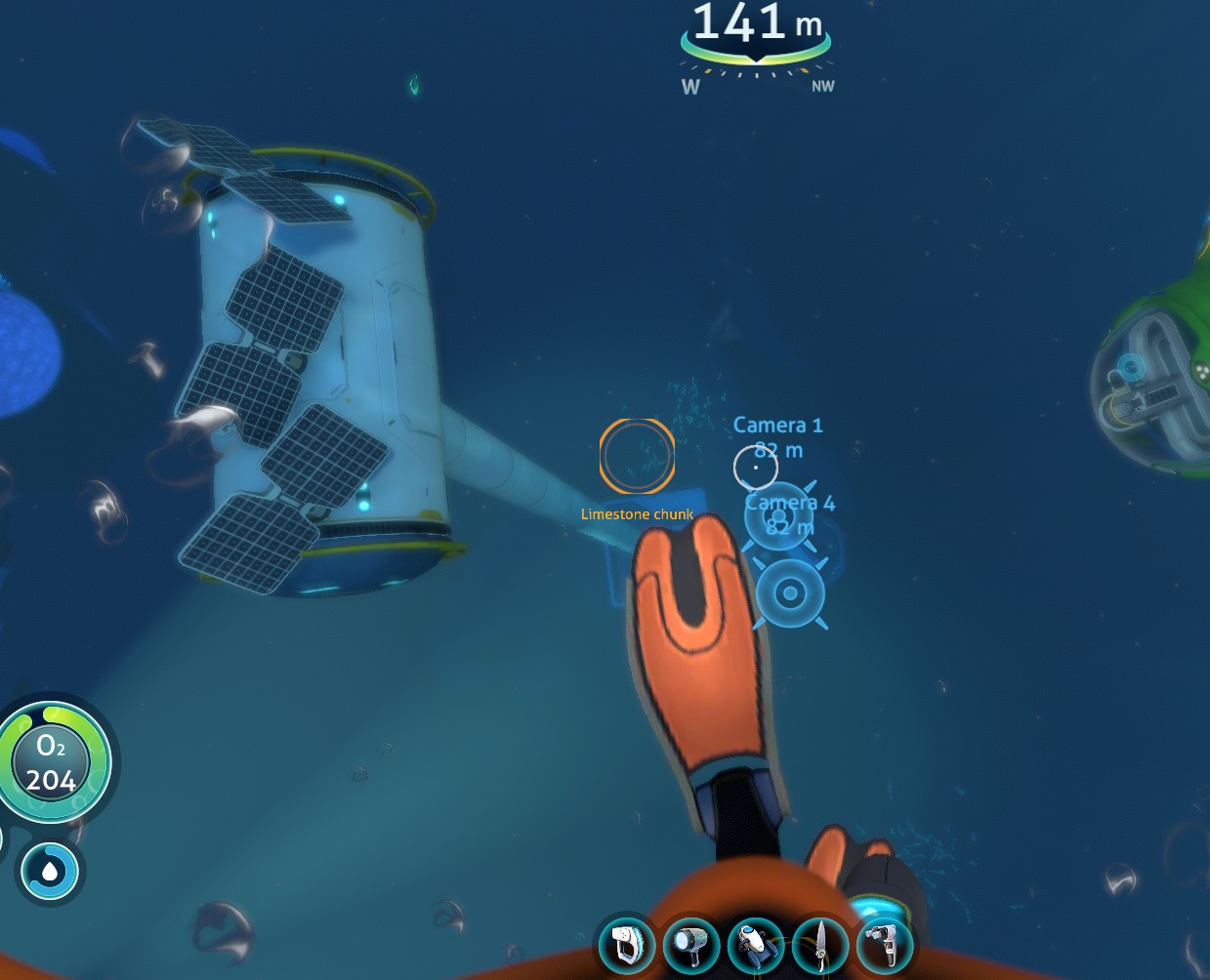 Solar powered scanbase at 250m r/subnautica