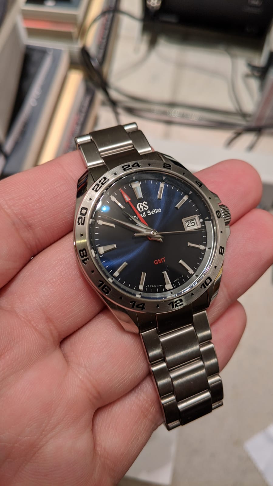 [GRAND SEIKO] A True GMT / True Beauty. Classic and accurate plus or