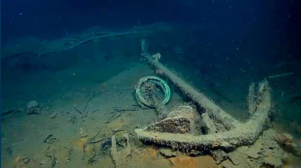 Anchor on the sea floor at the 19th century 'Monterey Shipwreck' in the