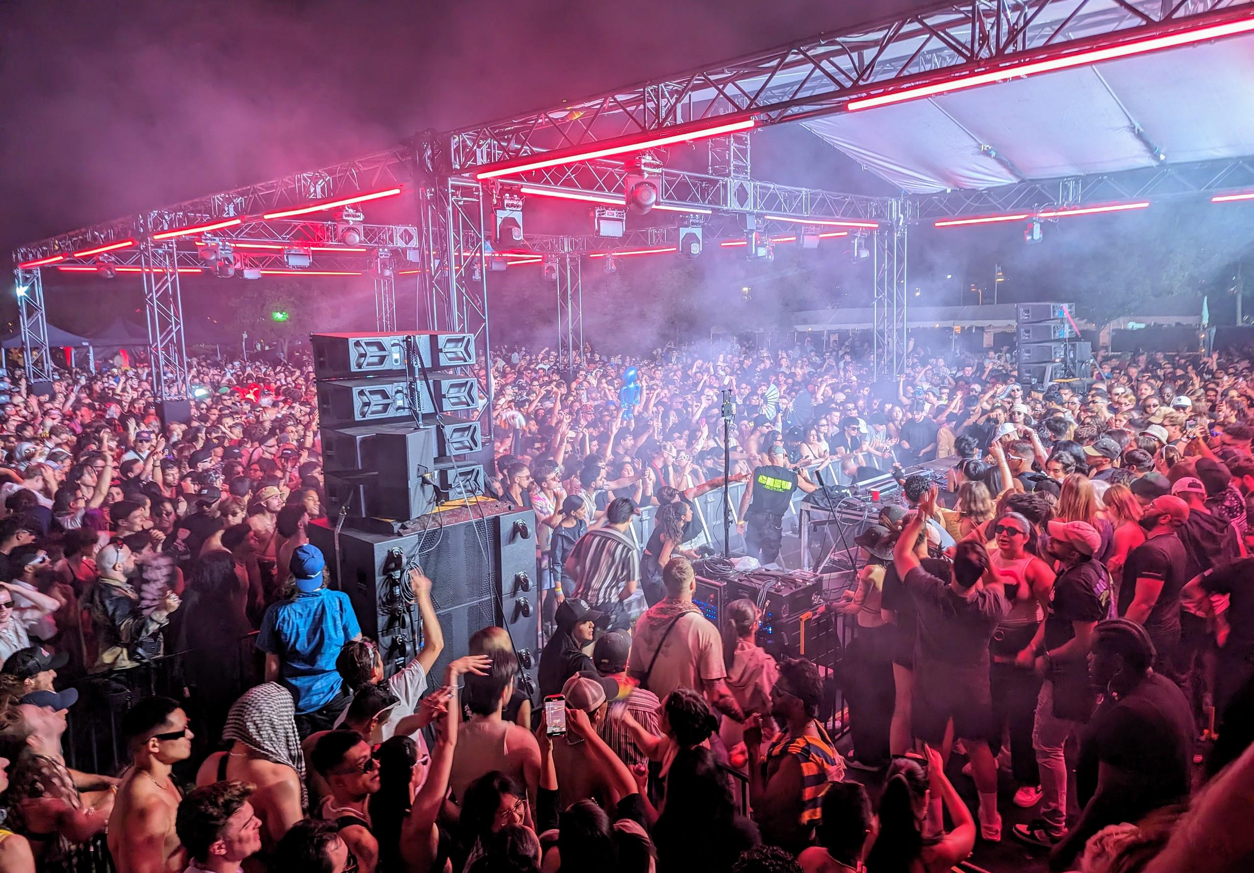 Boiler Room Toronto in Woodbine Park r/toronto