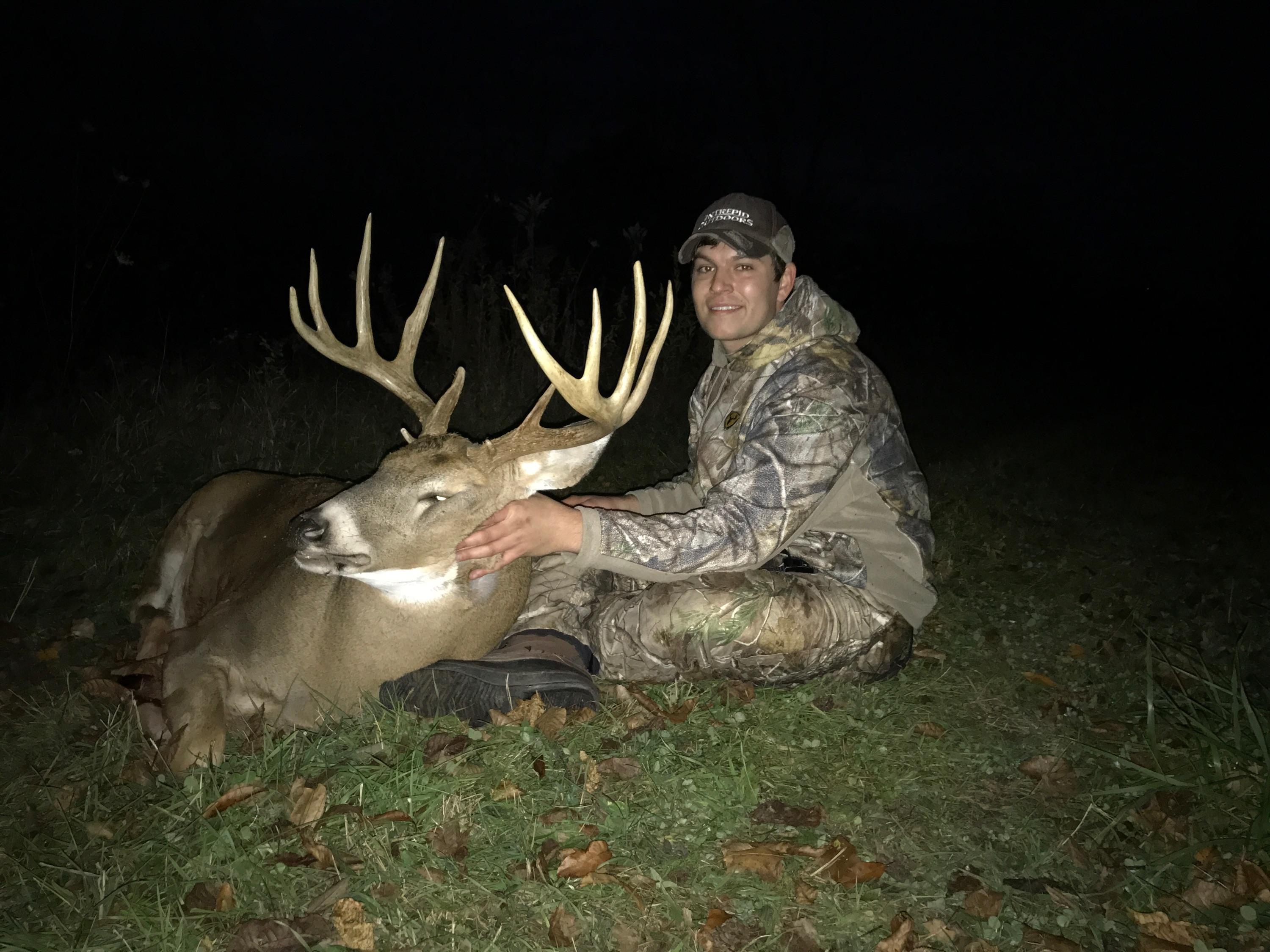 My archery buck I shot in Wisconsin. My best deer so far! r/Hunting
