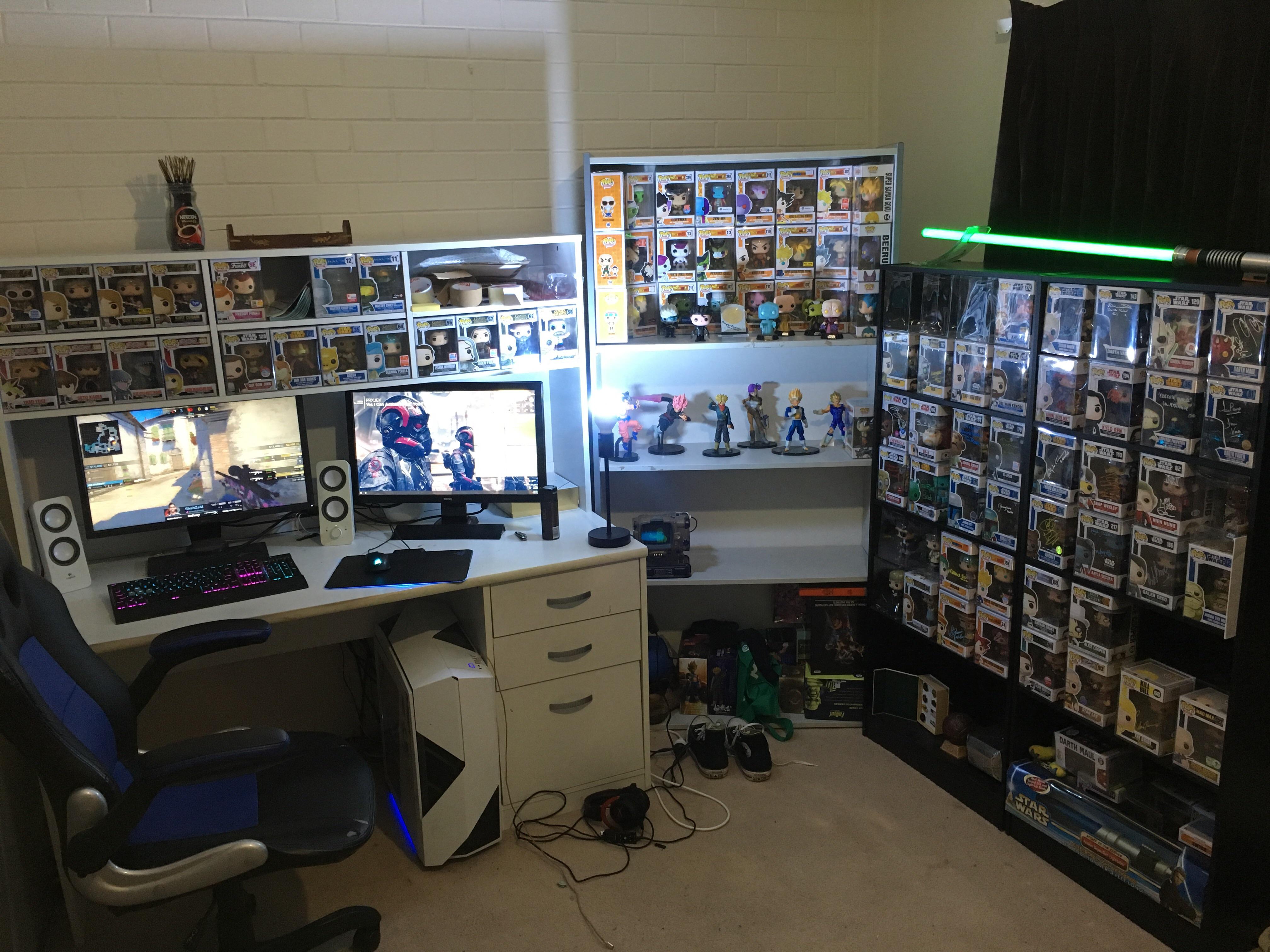 So... y’all like Funko pops? r/battlestations