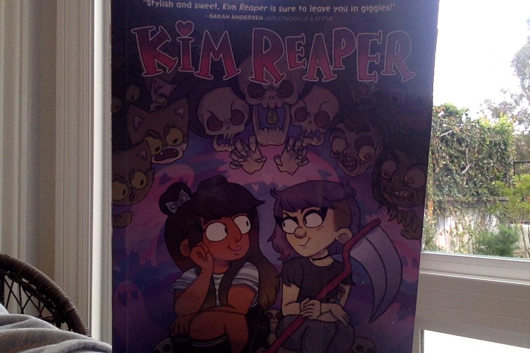 an awesome graphic novel with cute lesbian semiromance and