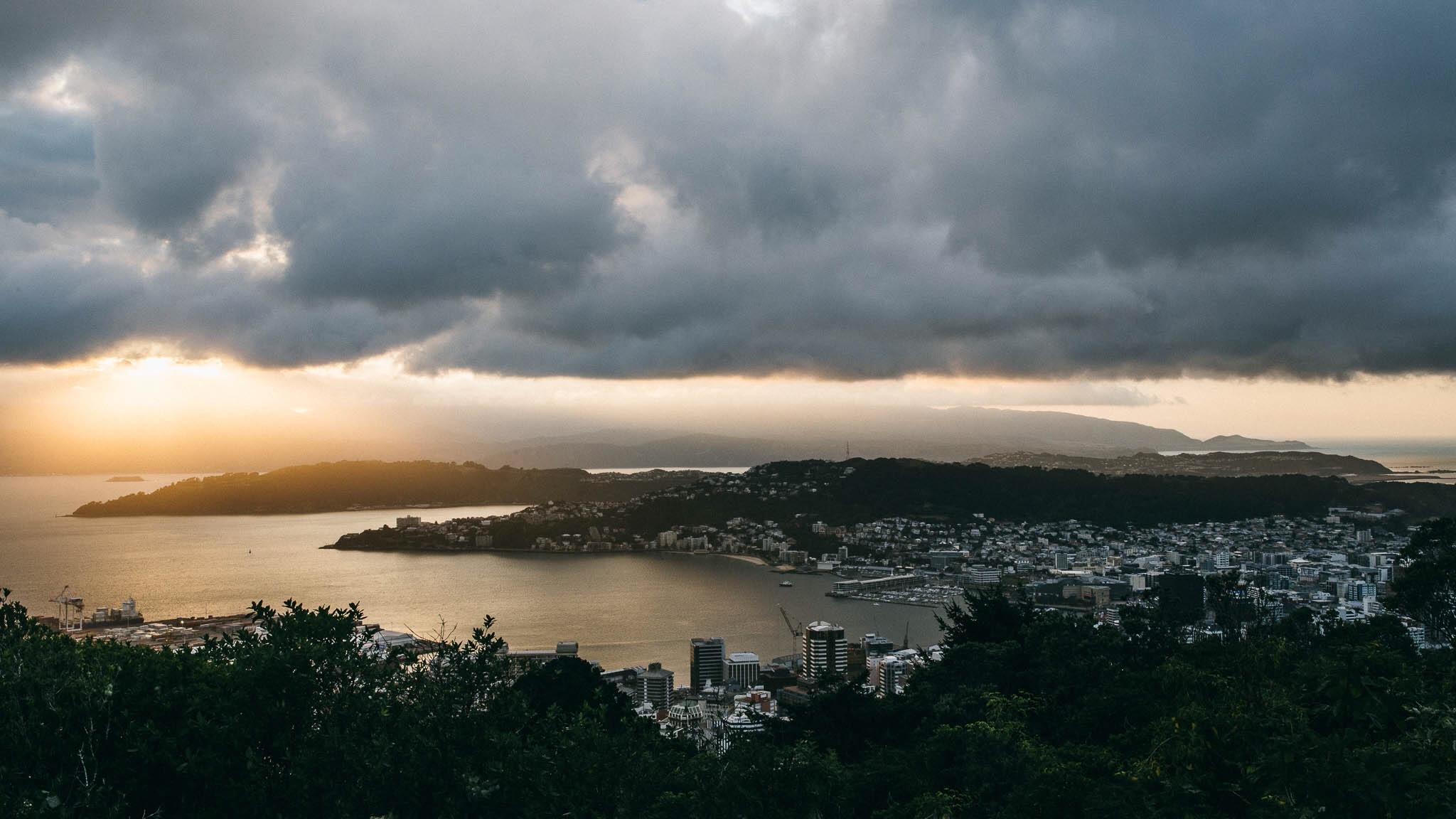 Wellington Harbour Sunrise r/newzealand