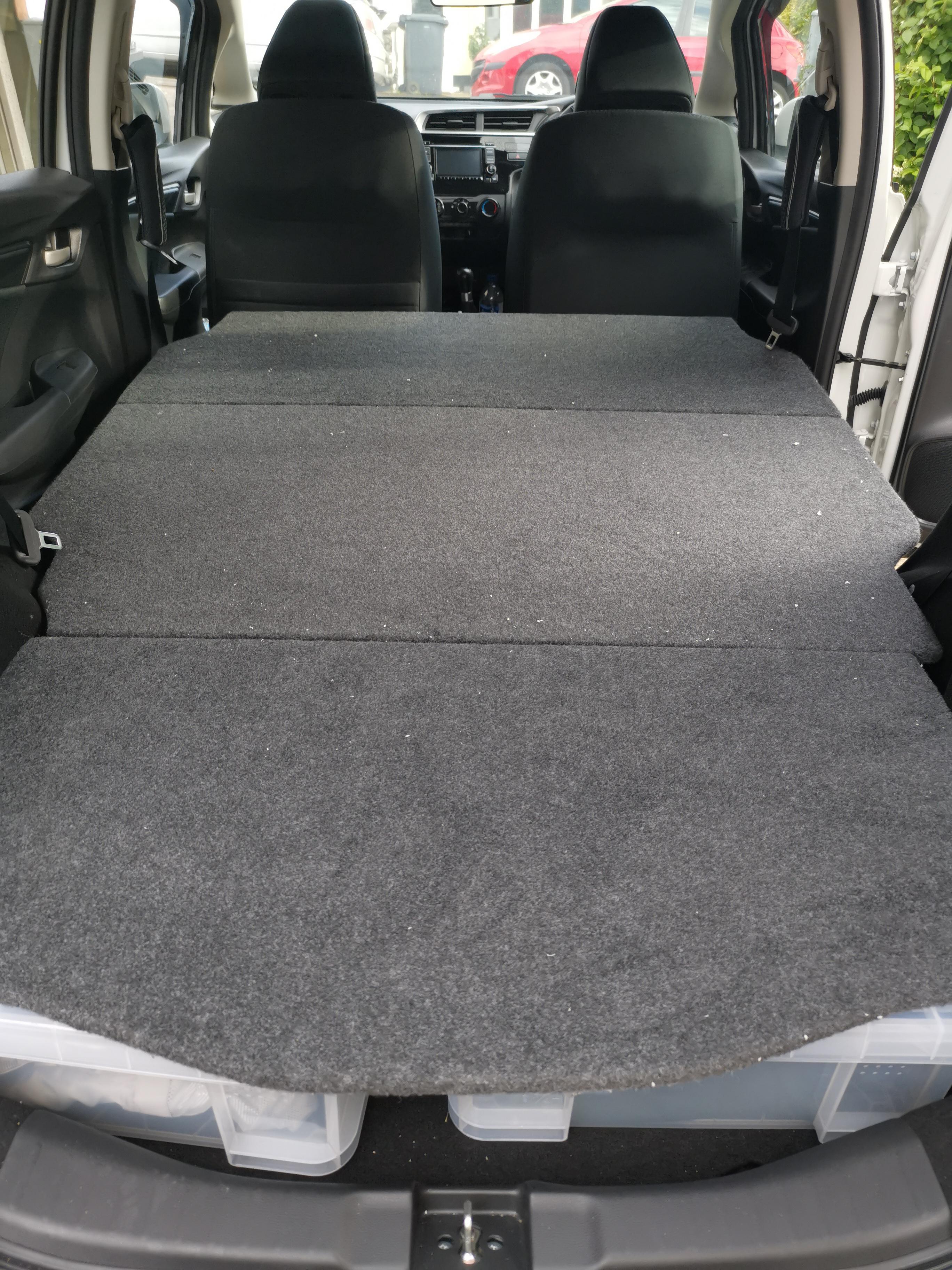 Camping in a Honda Civic Hatchback carcamping