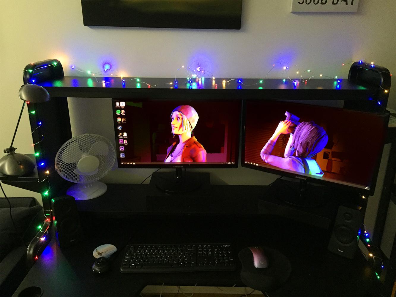 [No spoilers] I bought christmas lights for my desk inspired by Chloe's