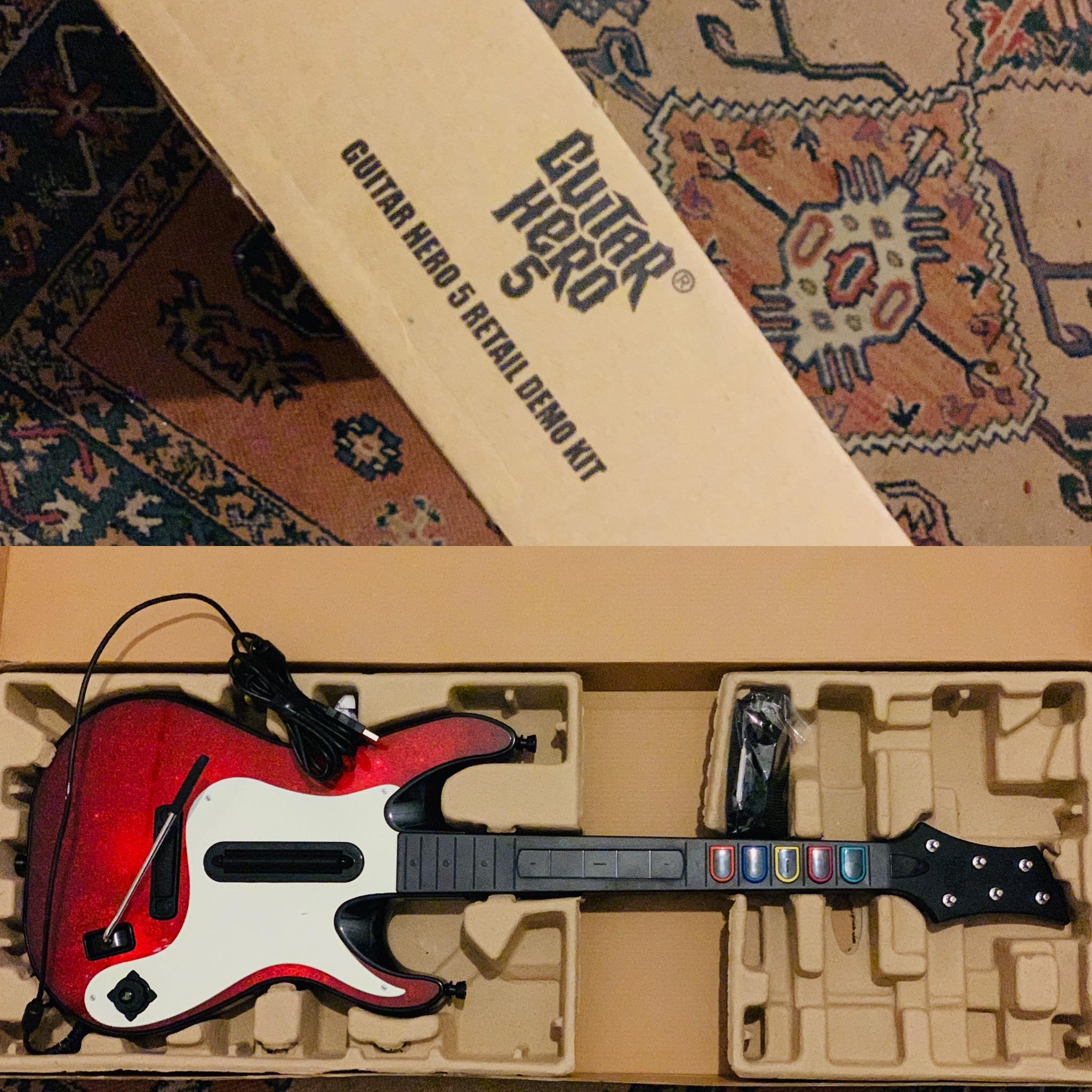 GH5 kiosk guitar up for sale from sunny Spain. Bought it but got my