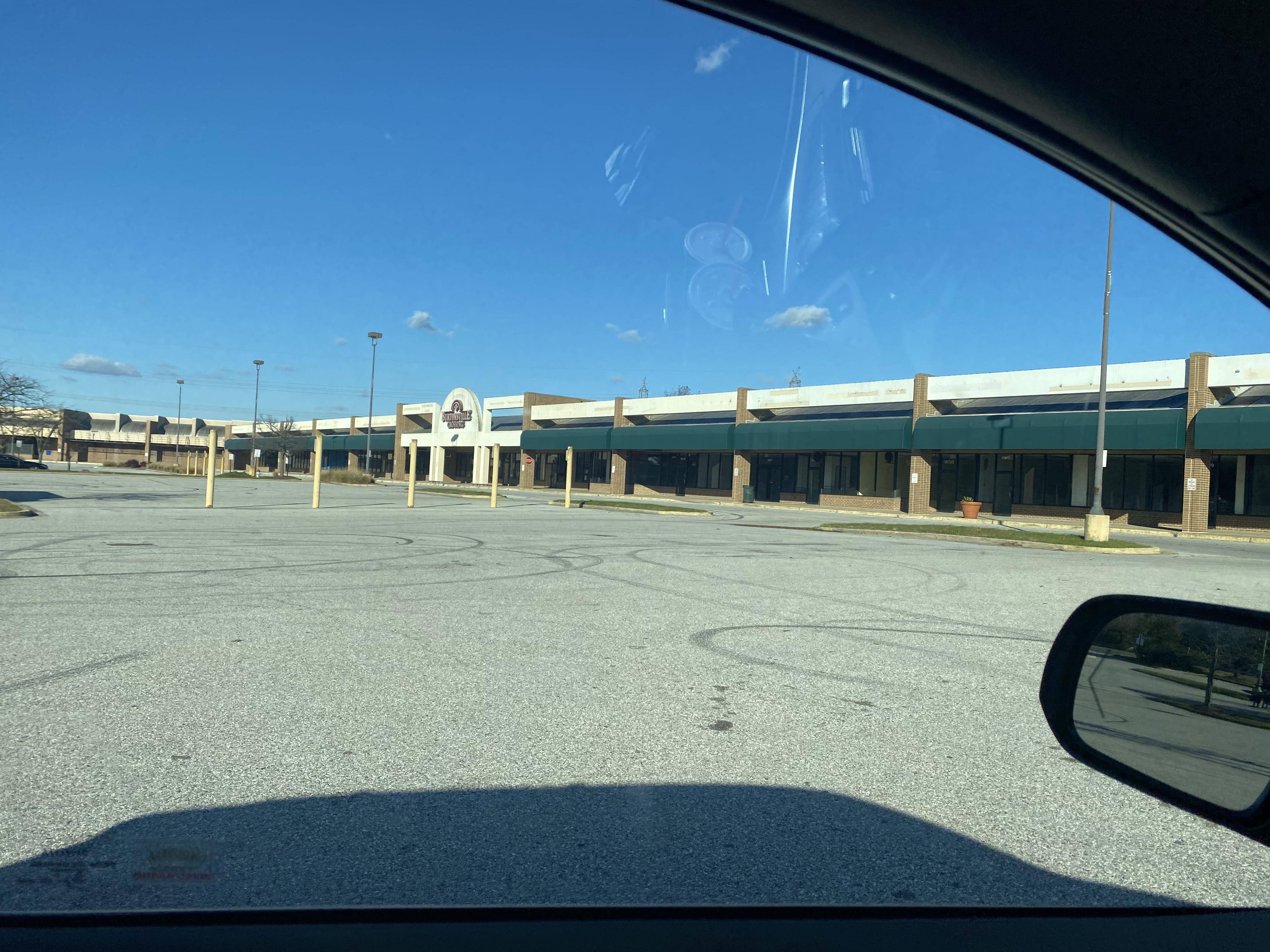 Burtonsville Crossing Shopping Center, Burtonsville, Maryland r