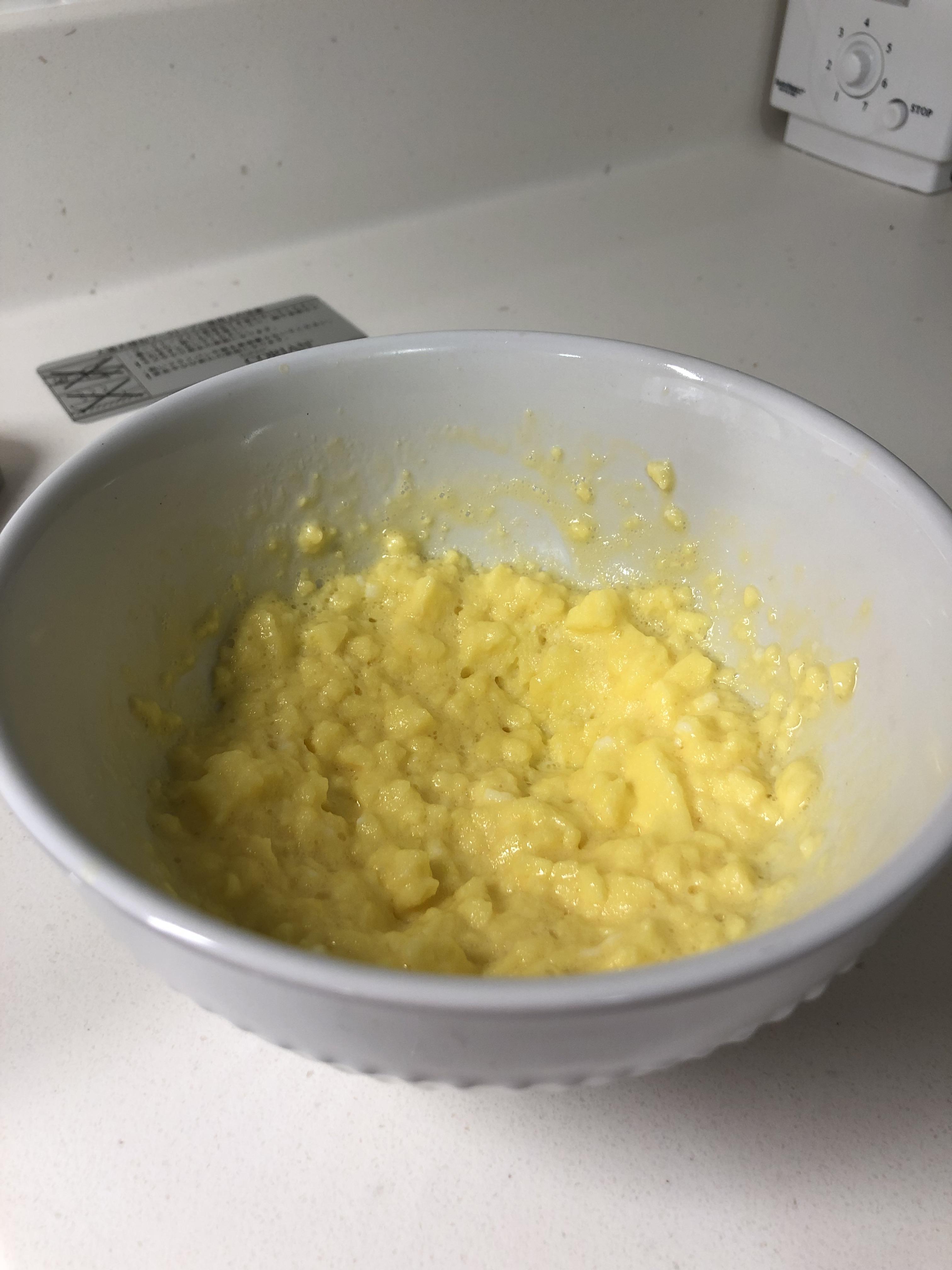 Microwaved scrambled eggs r/shittyfoodporn