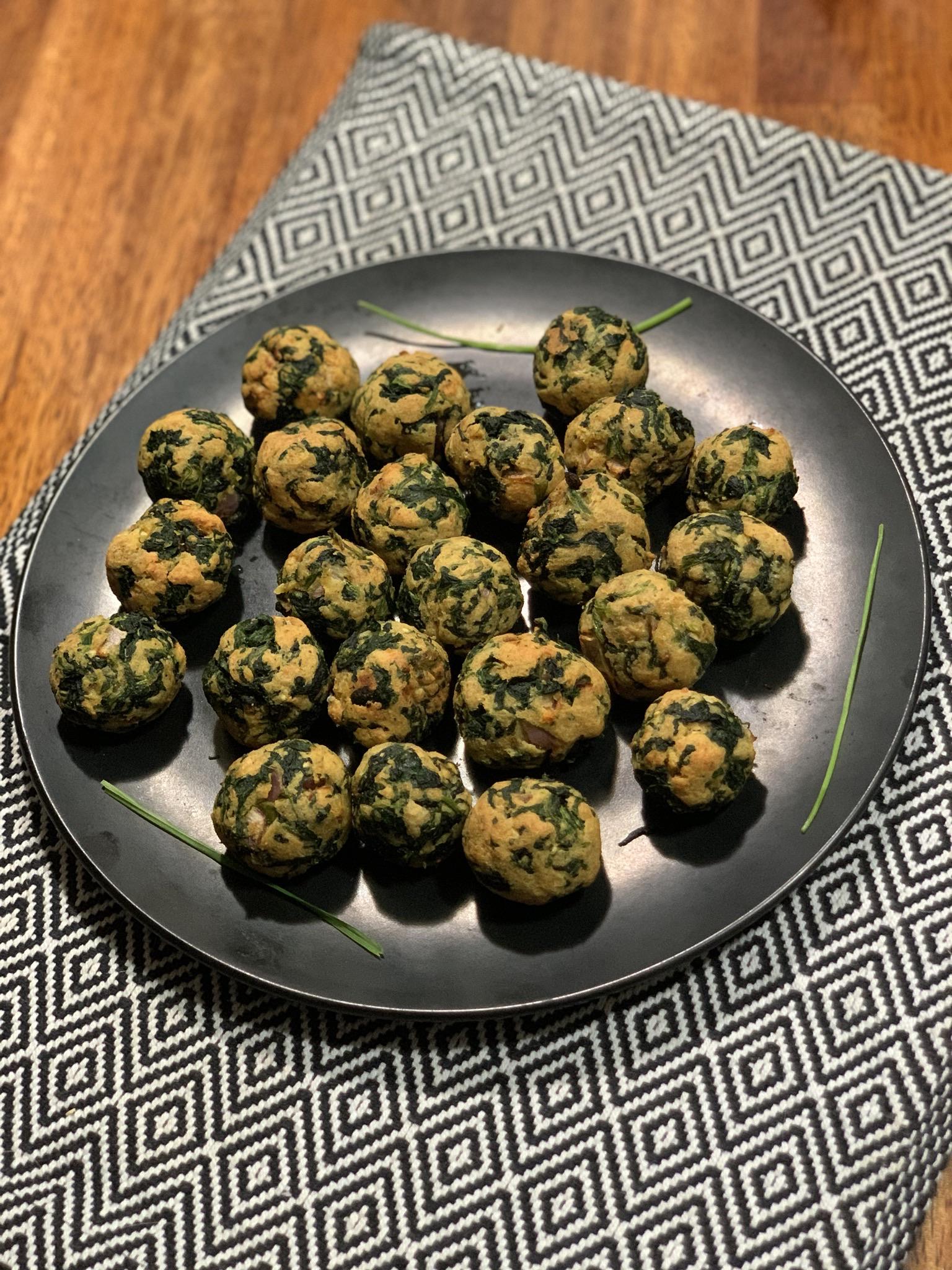 Keto balls, of the spinach variety r/ketorecipes