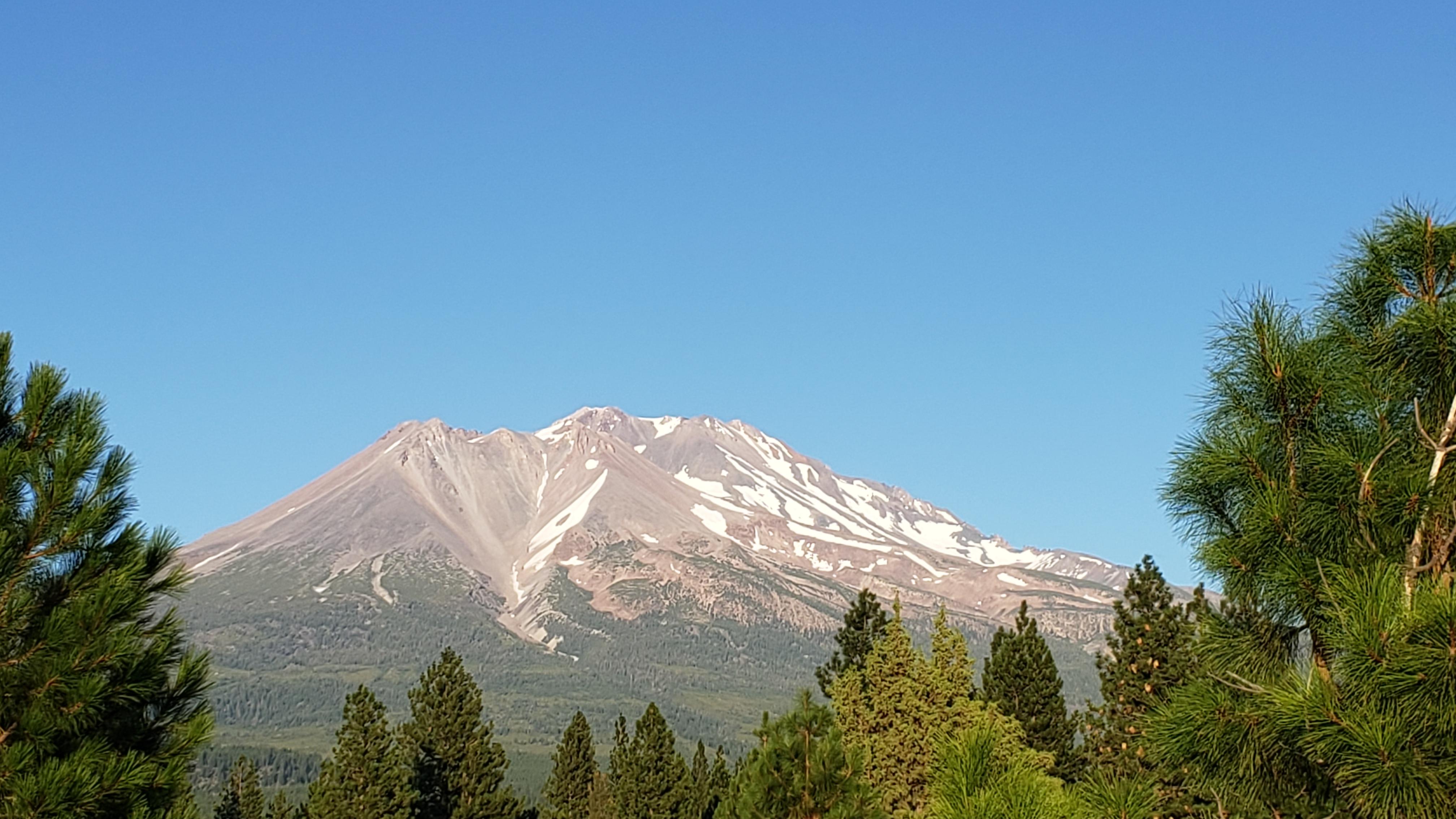 Mt. Shasta from the Pilot in Weed, California Truckers