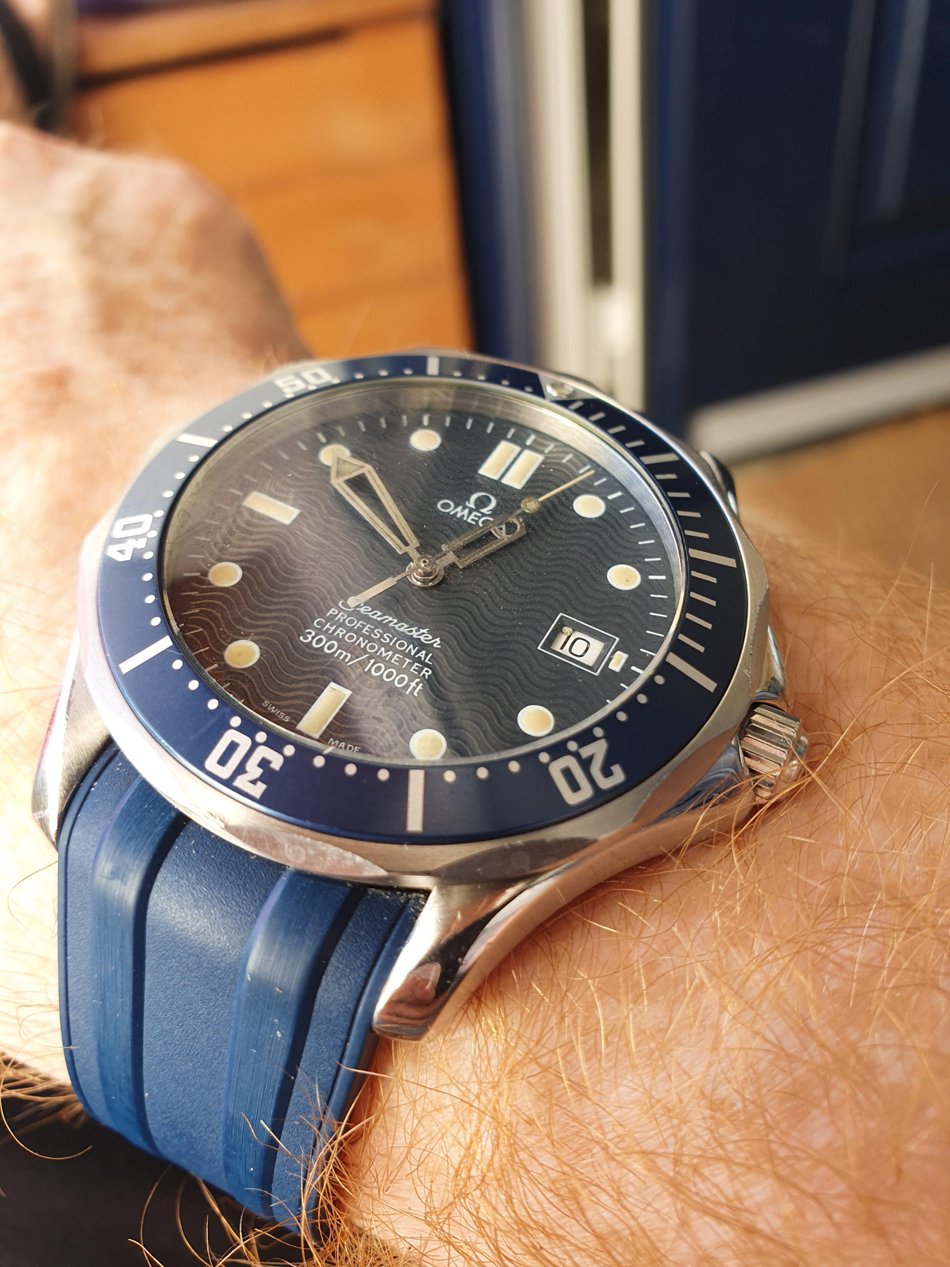 Seamaster 2531.80 on the new SMPc rubber strap. Fits great! r
