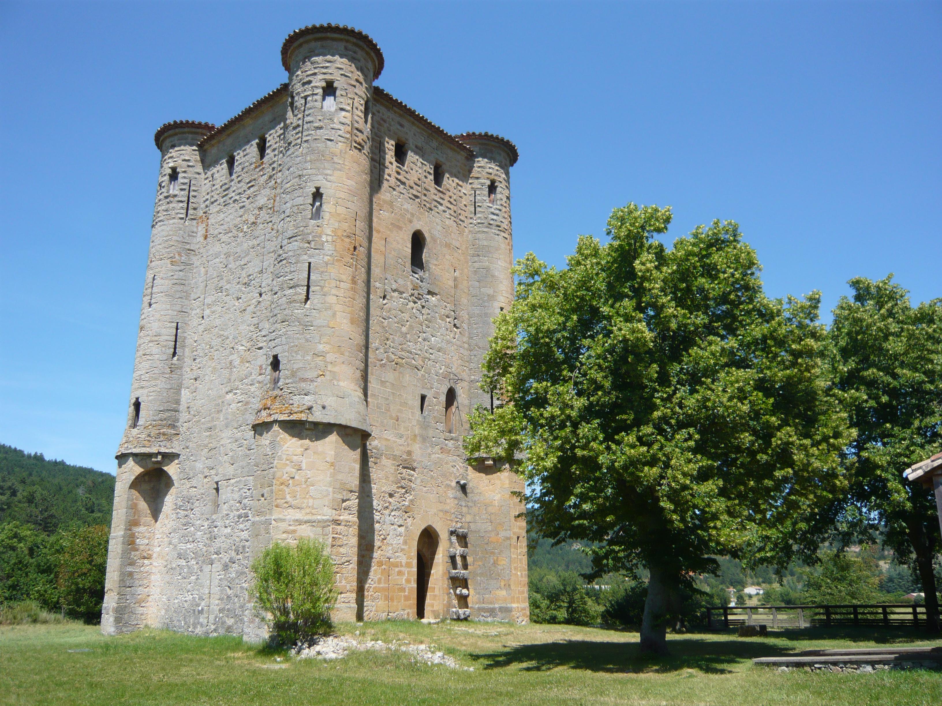 Château d'Arques Arques, Aude, France Cathar Castle 14th century