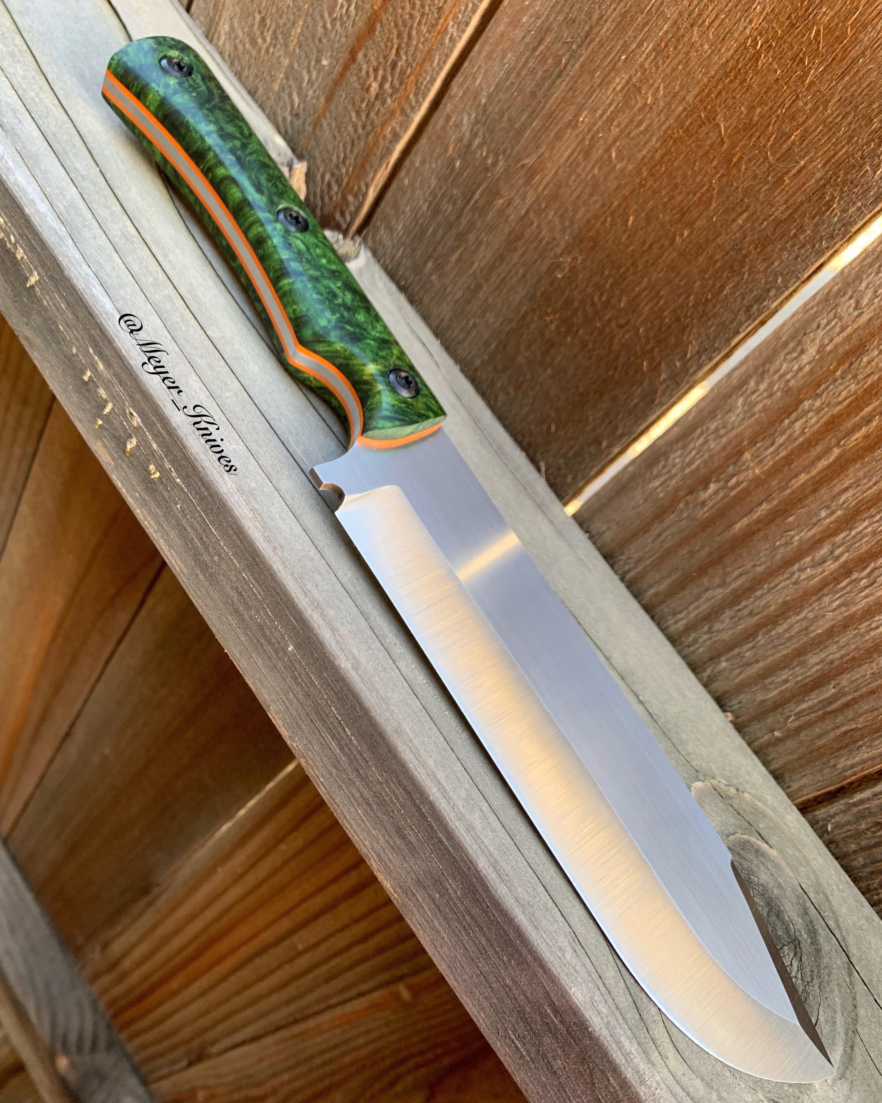 BBQ knife in CPM154 stainless with green burl and hazard orange liners