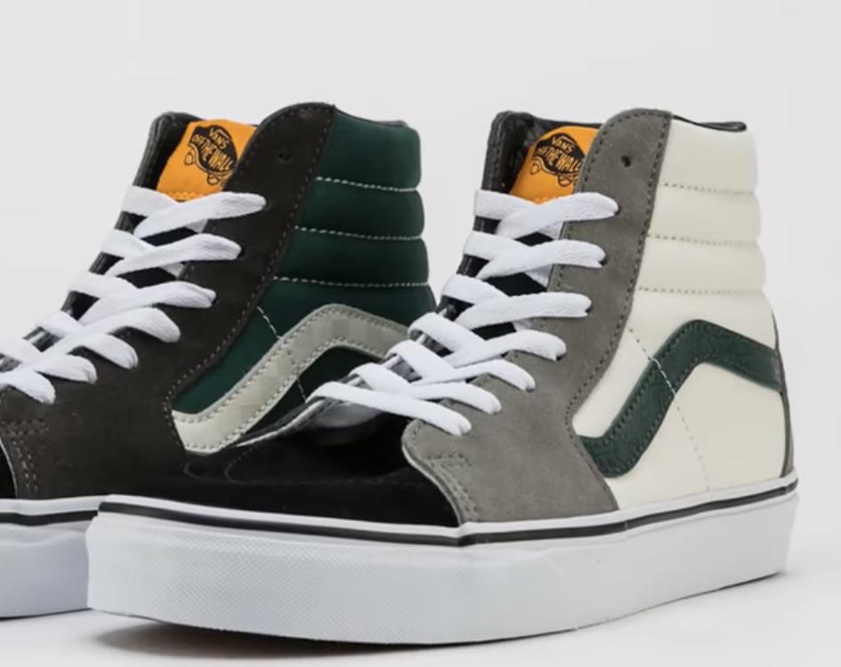 Does anyone know what color way of vans these are? Vans