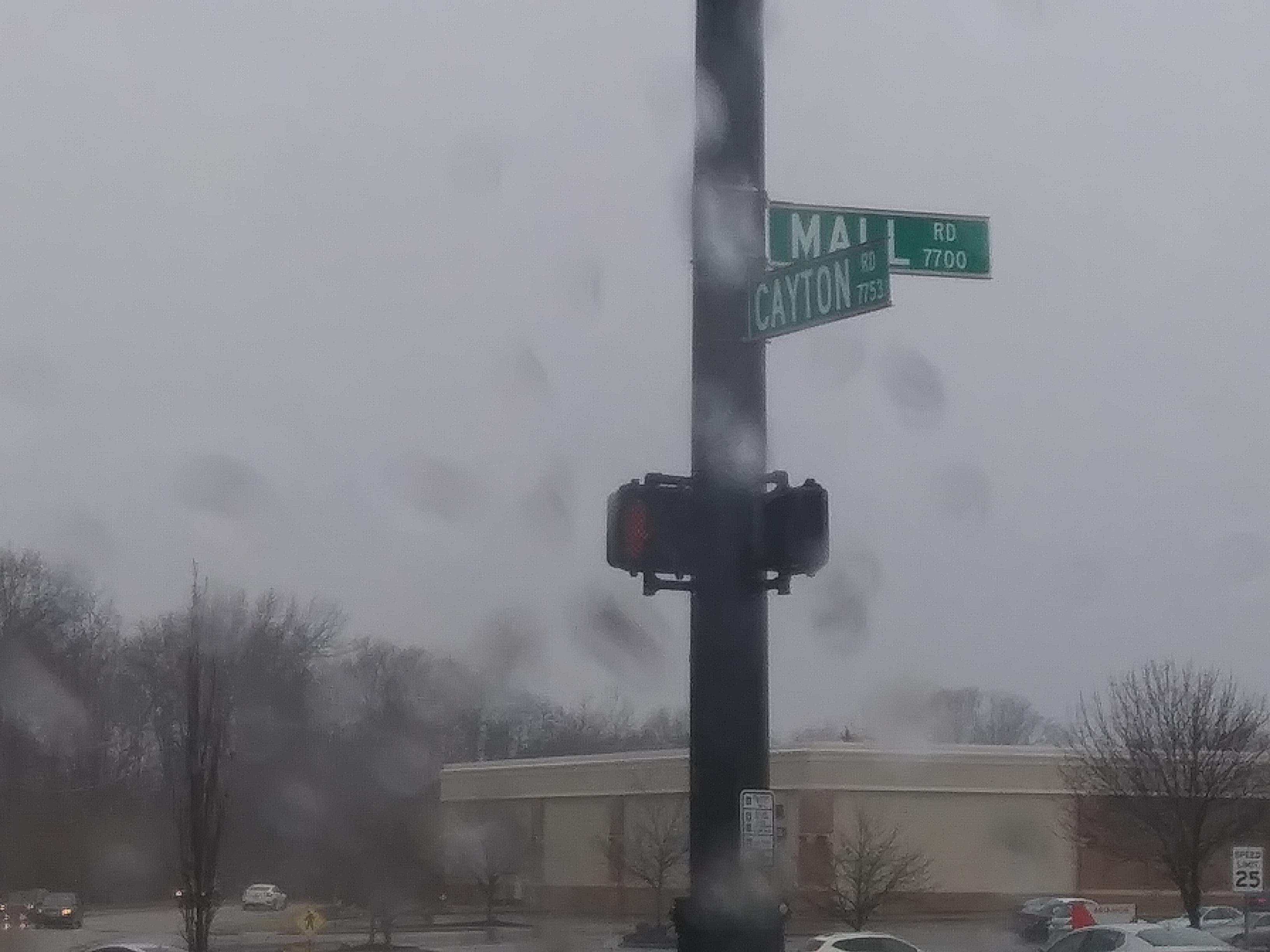 Cayton & Mall Rd. intersection in the rain r/FlorenceKY