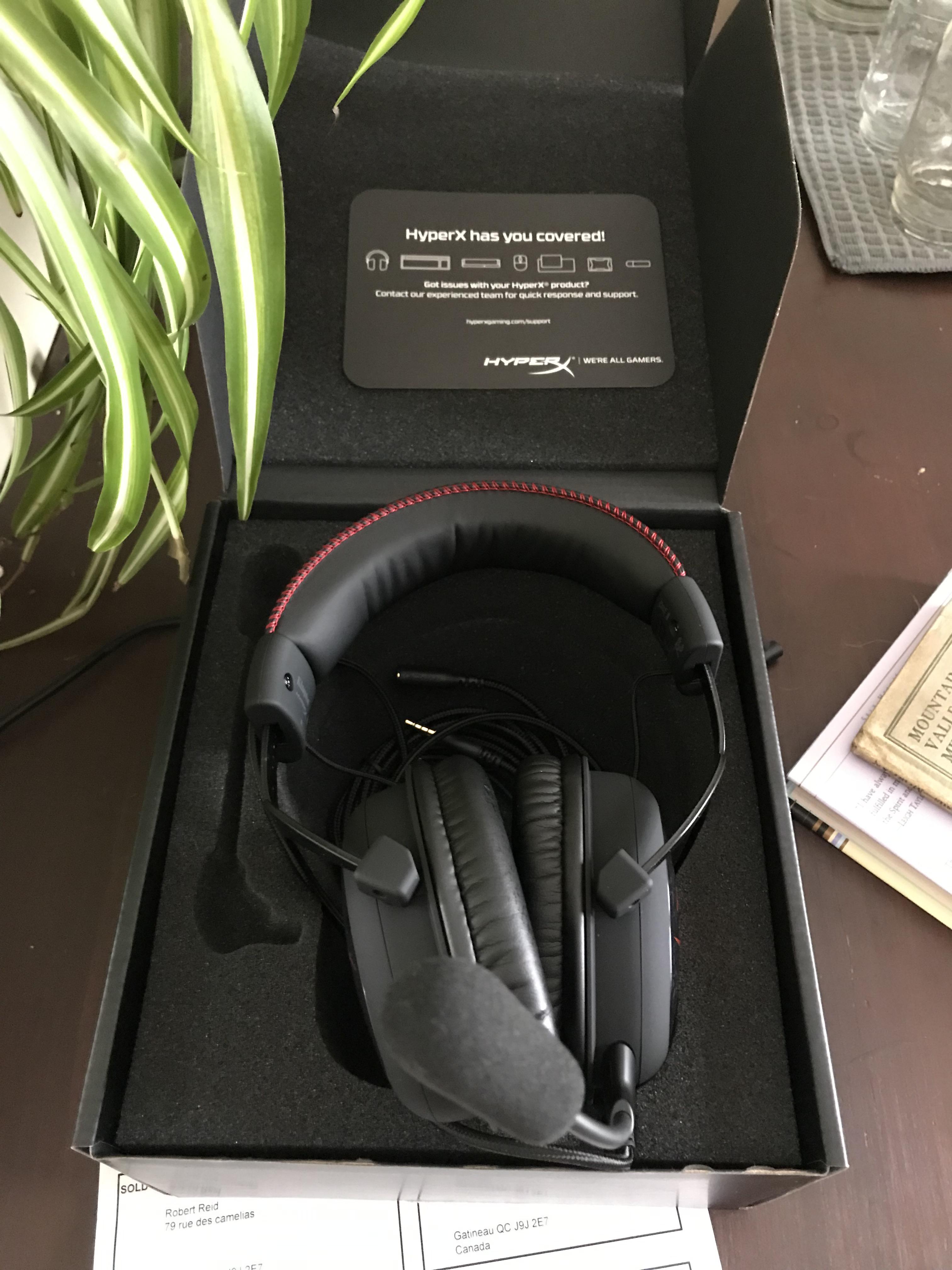 Replacement headset just arrived. Thanks HYPERX. New customer for life