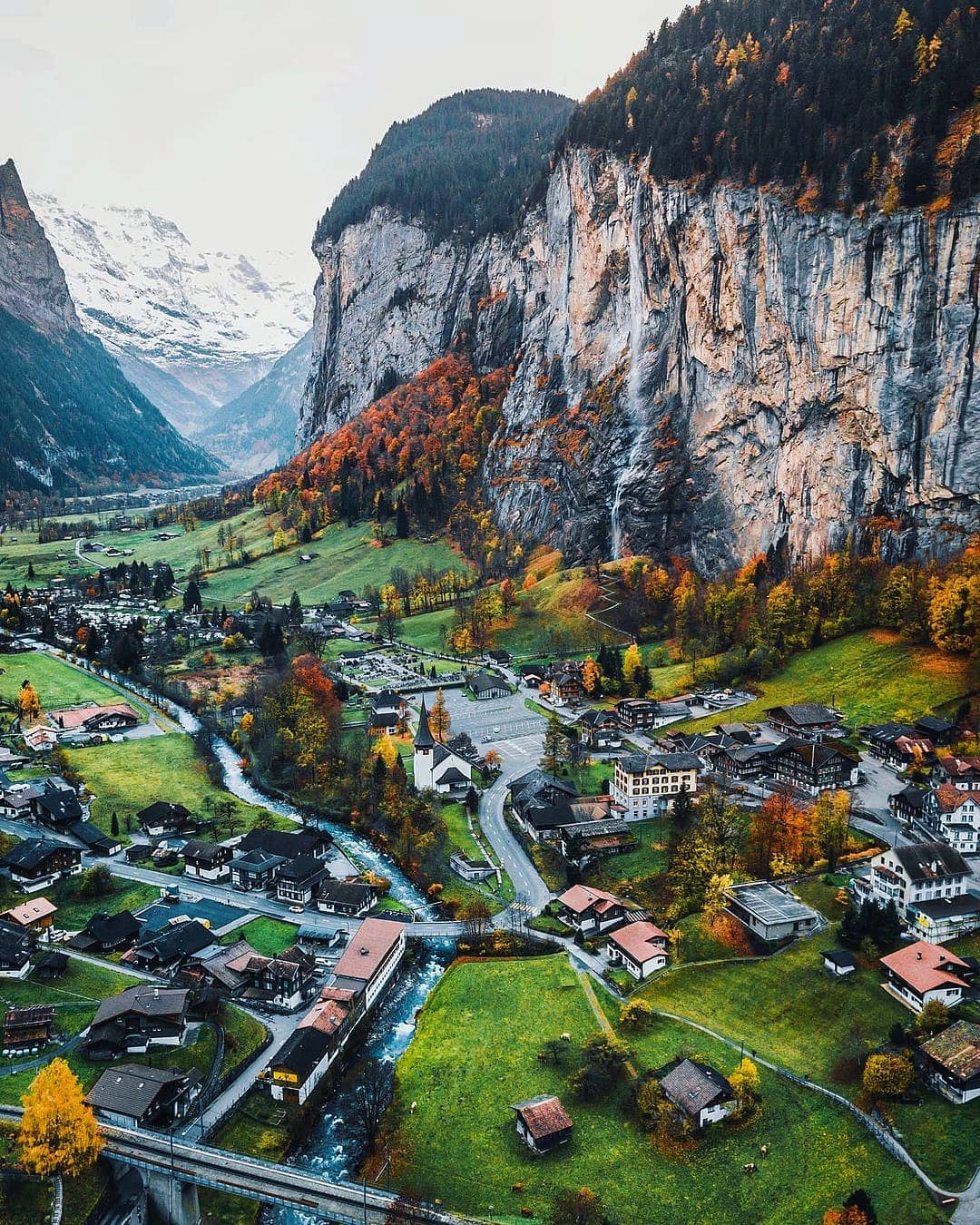 Lauterbrunnen, Switzerland r/MostBeautiful
