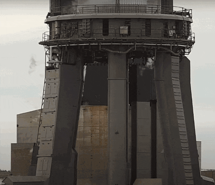 Orbital Launch Mount fire scorching comparison gif r/SpaceXLounge