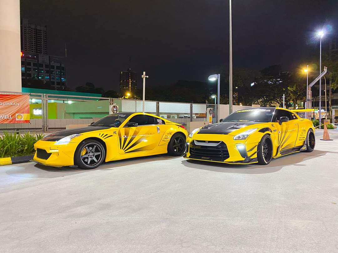 2003 Nissan Fairlady 350z and 2015 Nissan Skyline GTR R35 with Rocket