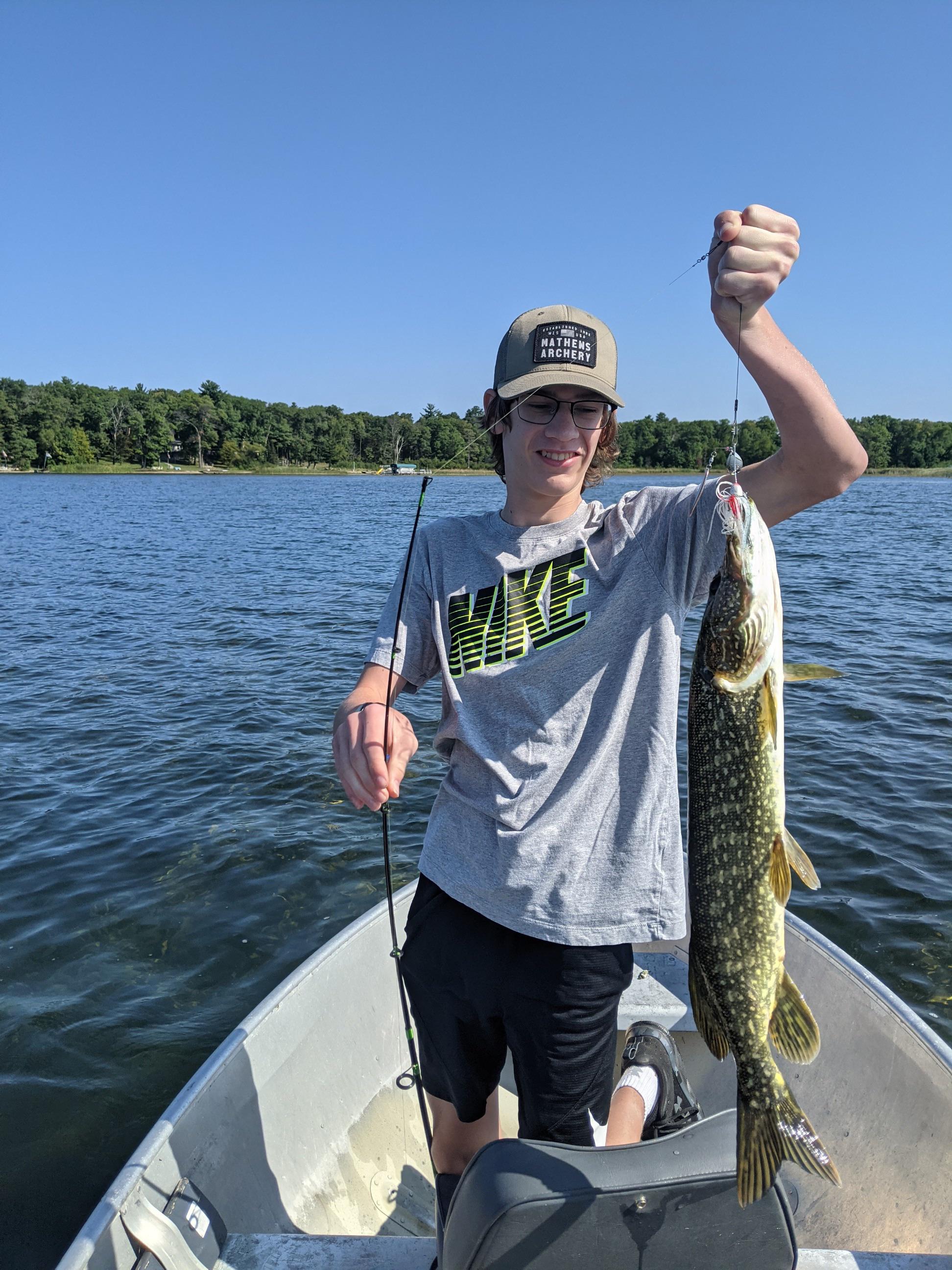 32 inch northern on little lake Hubert nisswa r/minnesota
