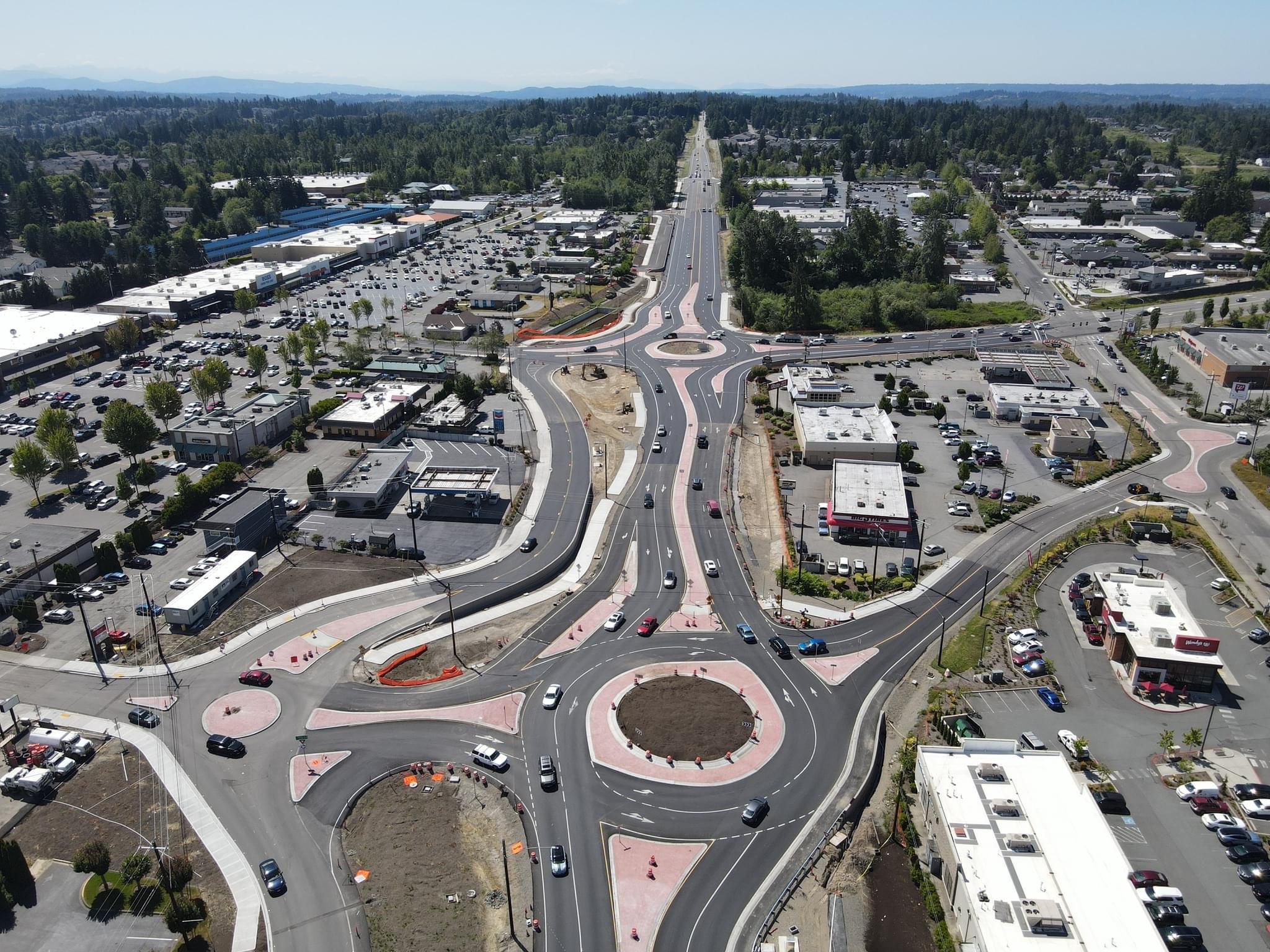 Finally managed to ruin a roundabout r/shittyskylines