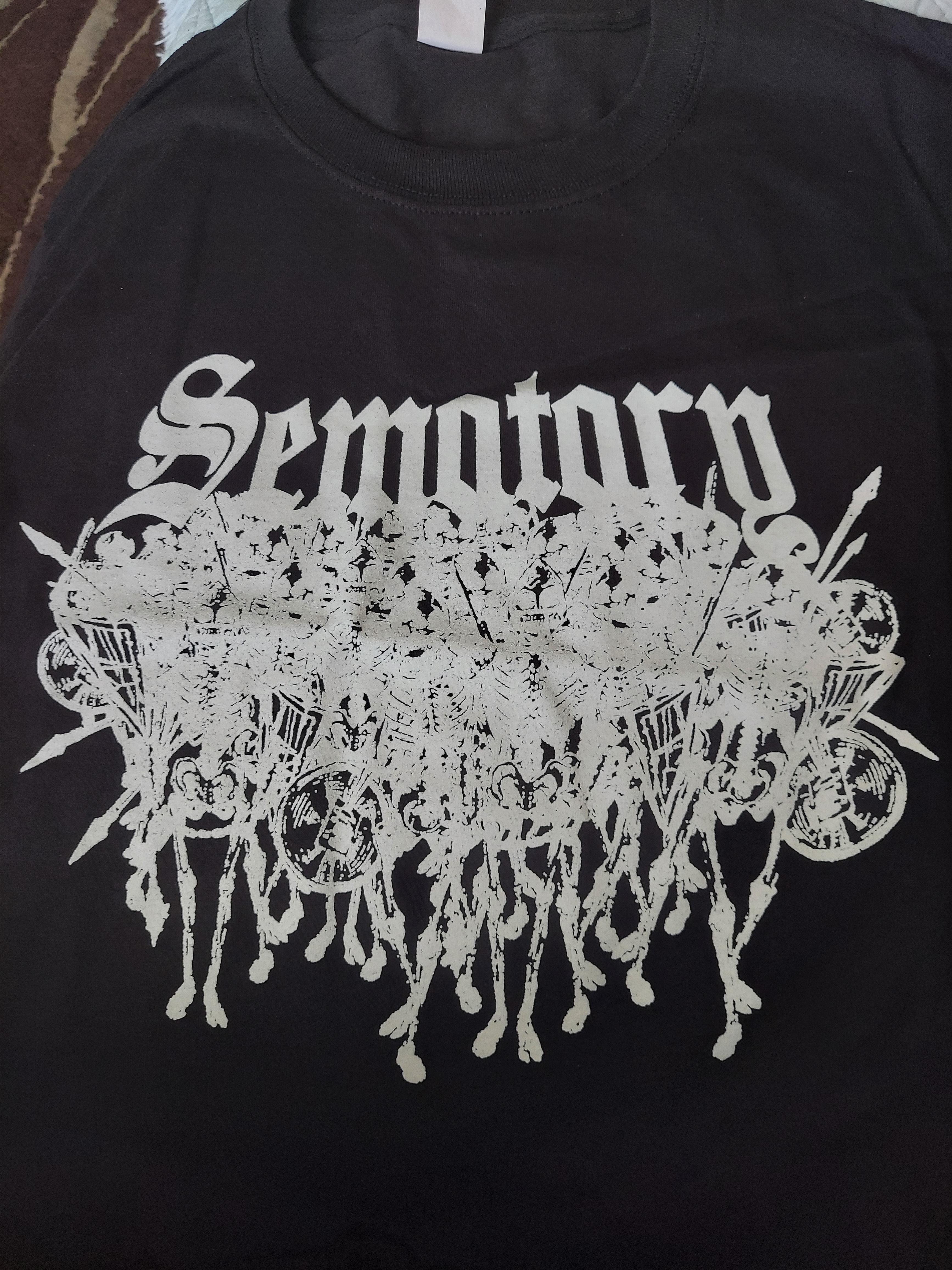 Ngl the detailing on my sem shirt just isn't worth the price. It doesn