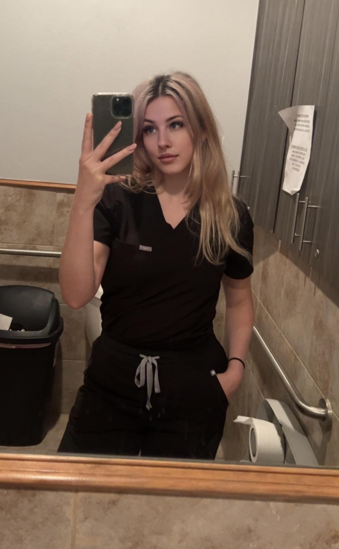 I love sneaking selfies at work, but I already can’t wait to be off! [24F] : selfie