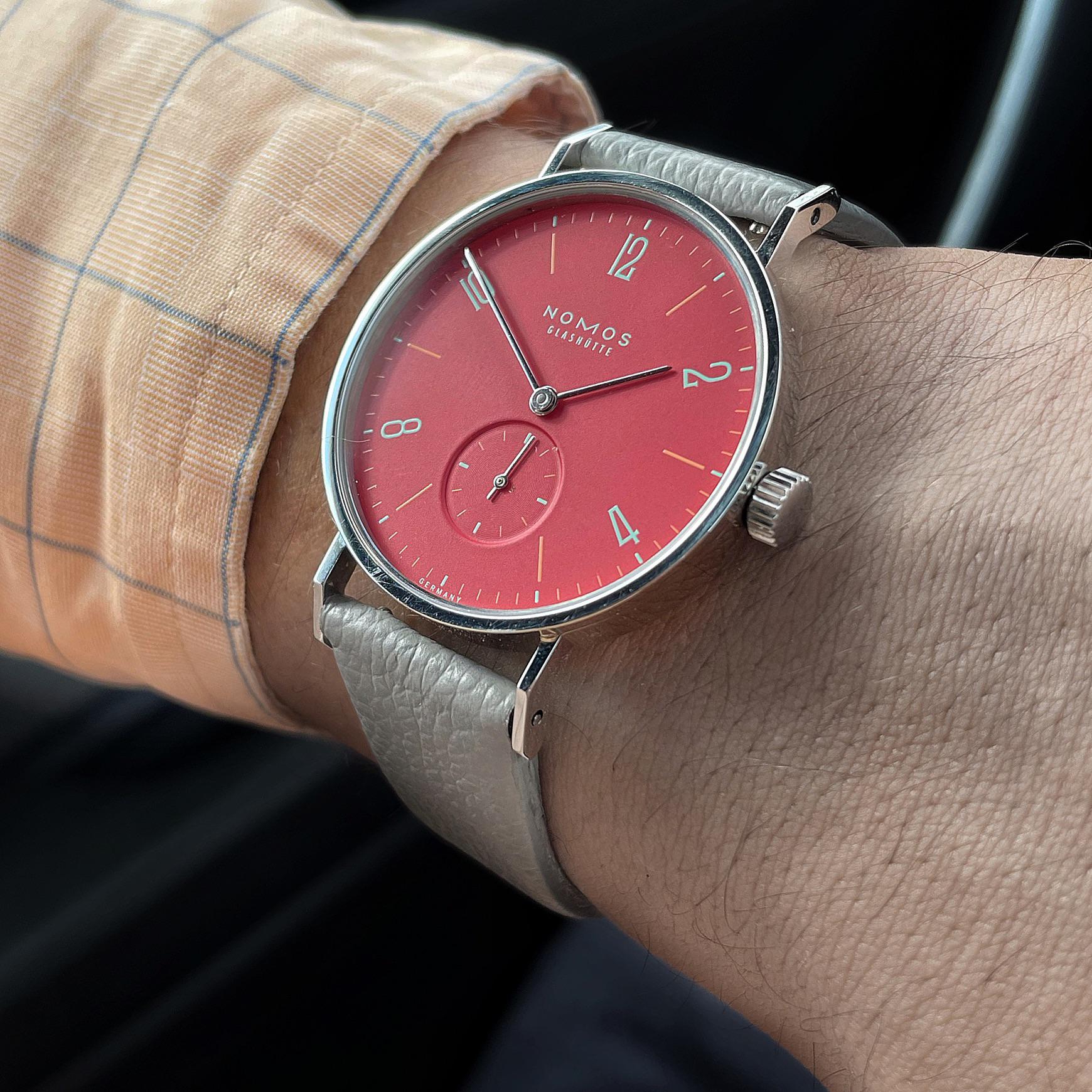 [Nomos] The perfect watch for the holidays. r/Watches