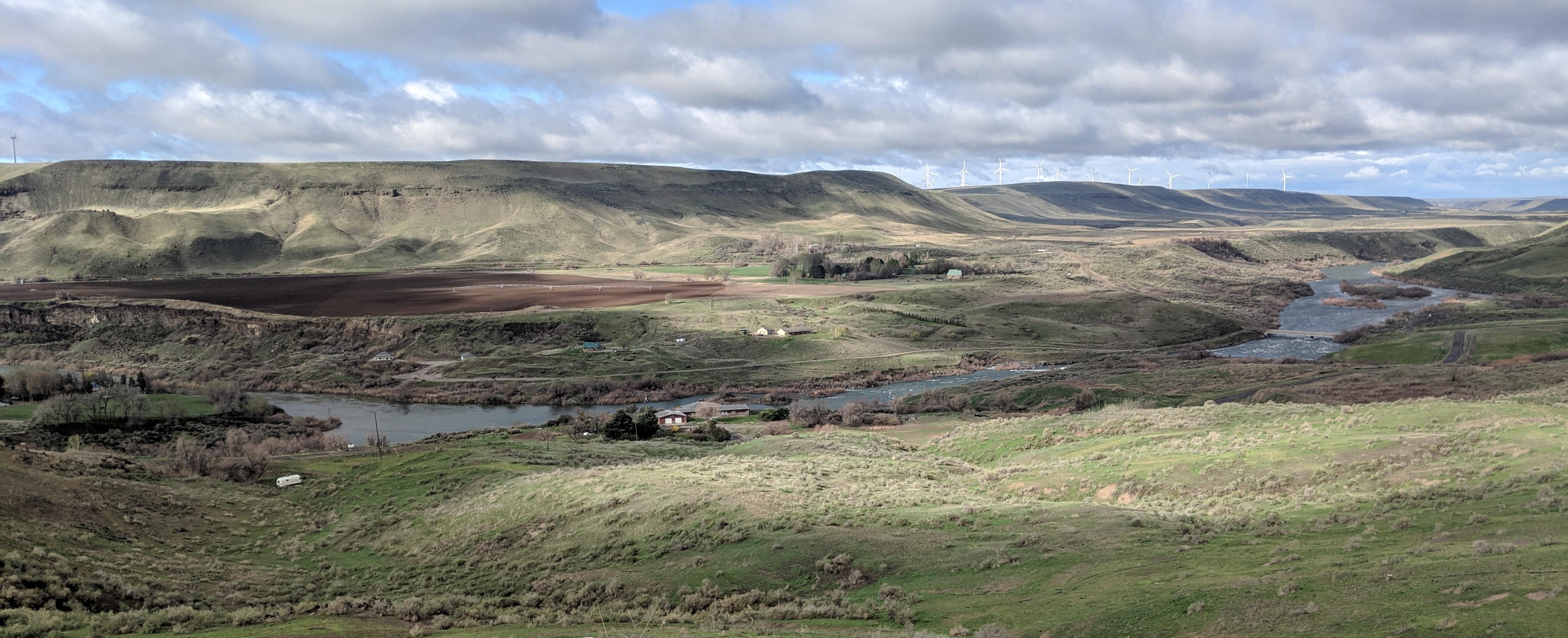 Spring on the Snake River, Bliss, Idaho r/Idaho
