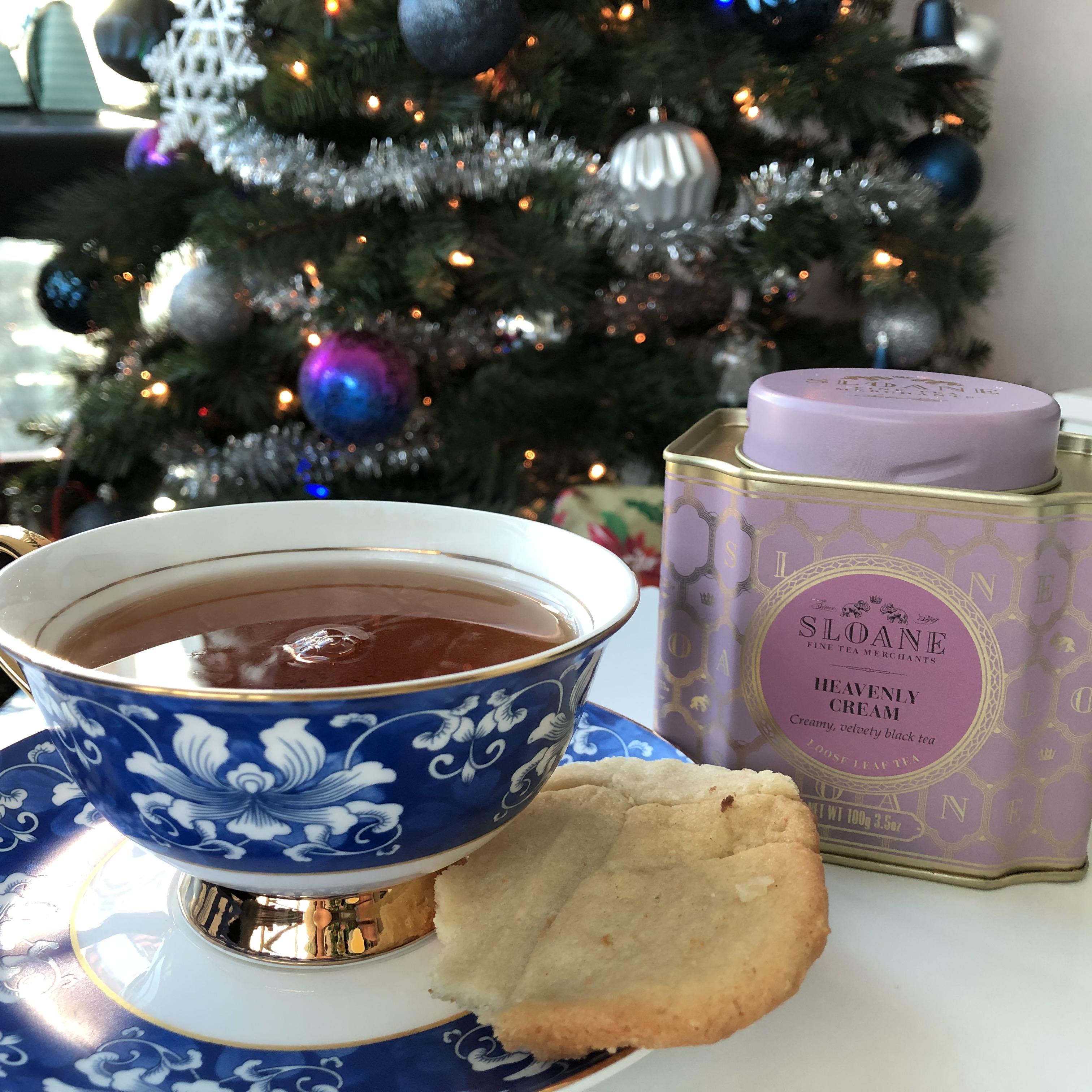 Merry Christmas! (Sloane’s Heavenly Cream tea earl grey steeped for 2