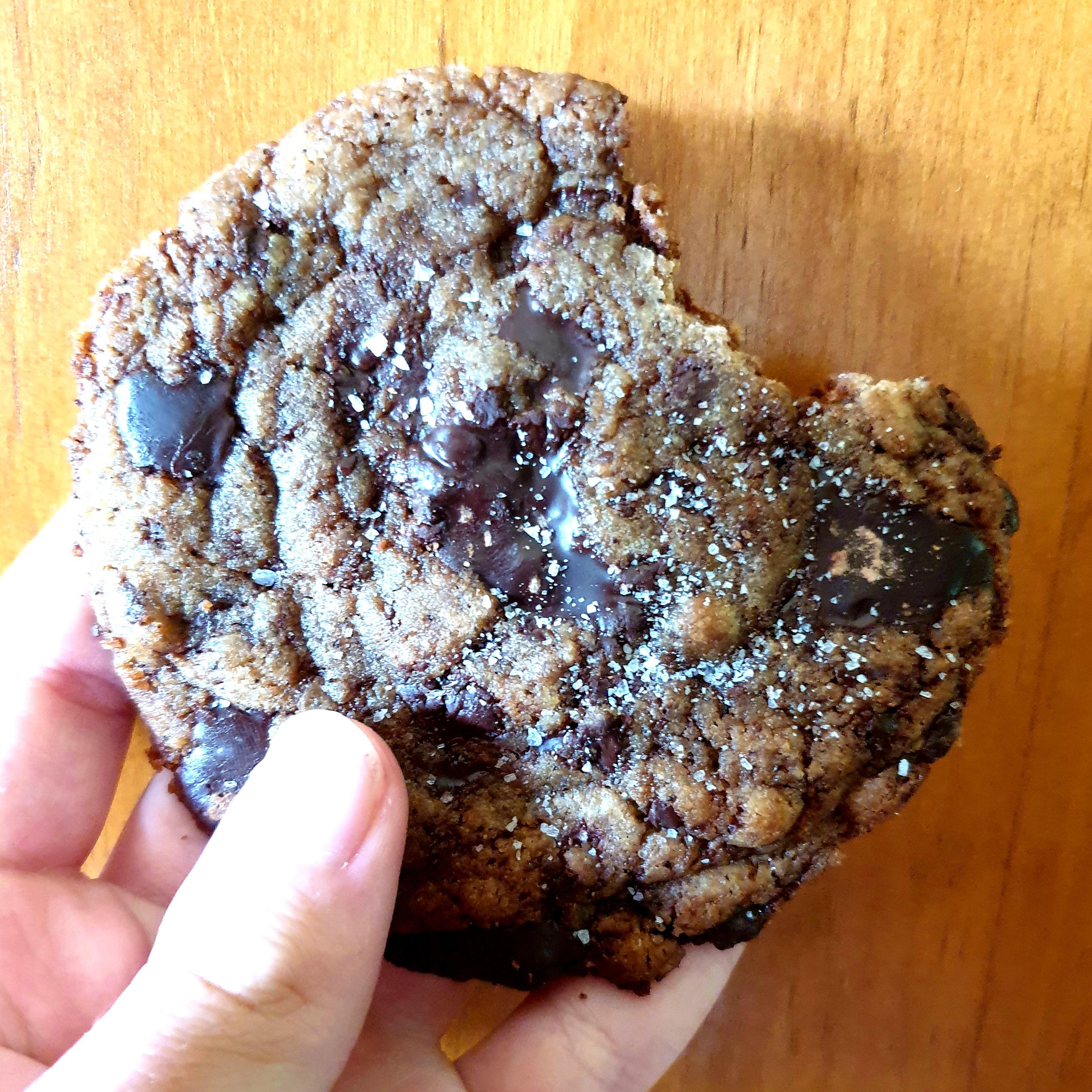 I made a combination of Joshua Weissman and Alvin Zhou's cookies 🤤 r