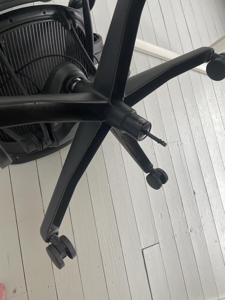 How to repair Aeron? r/hermanmiller