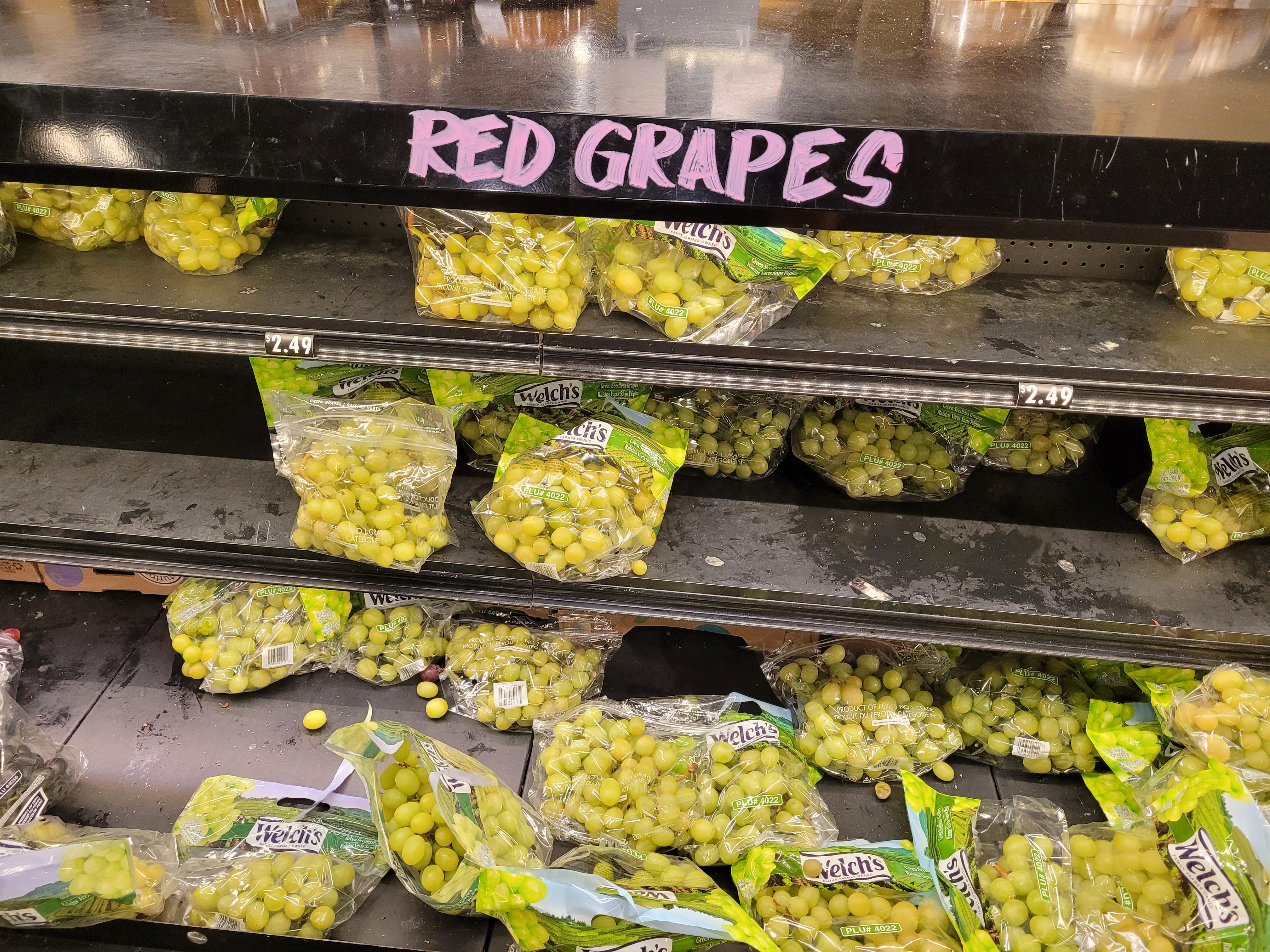 Red Grapes, Green grapes onejob