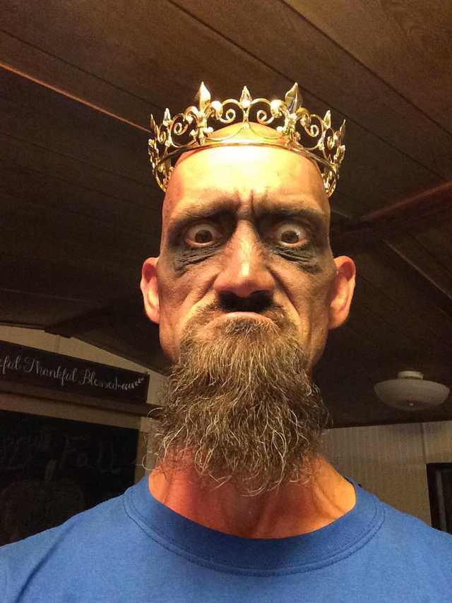 The crazy king is here. Now would someone draw me please any style is