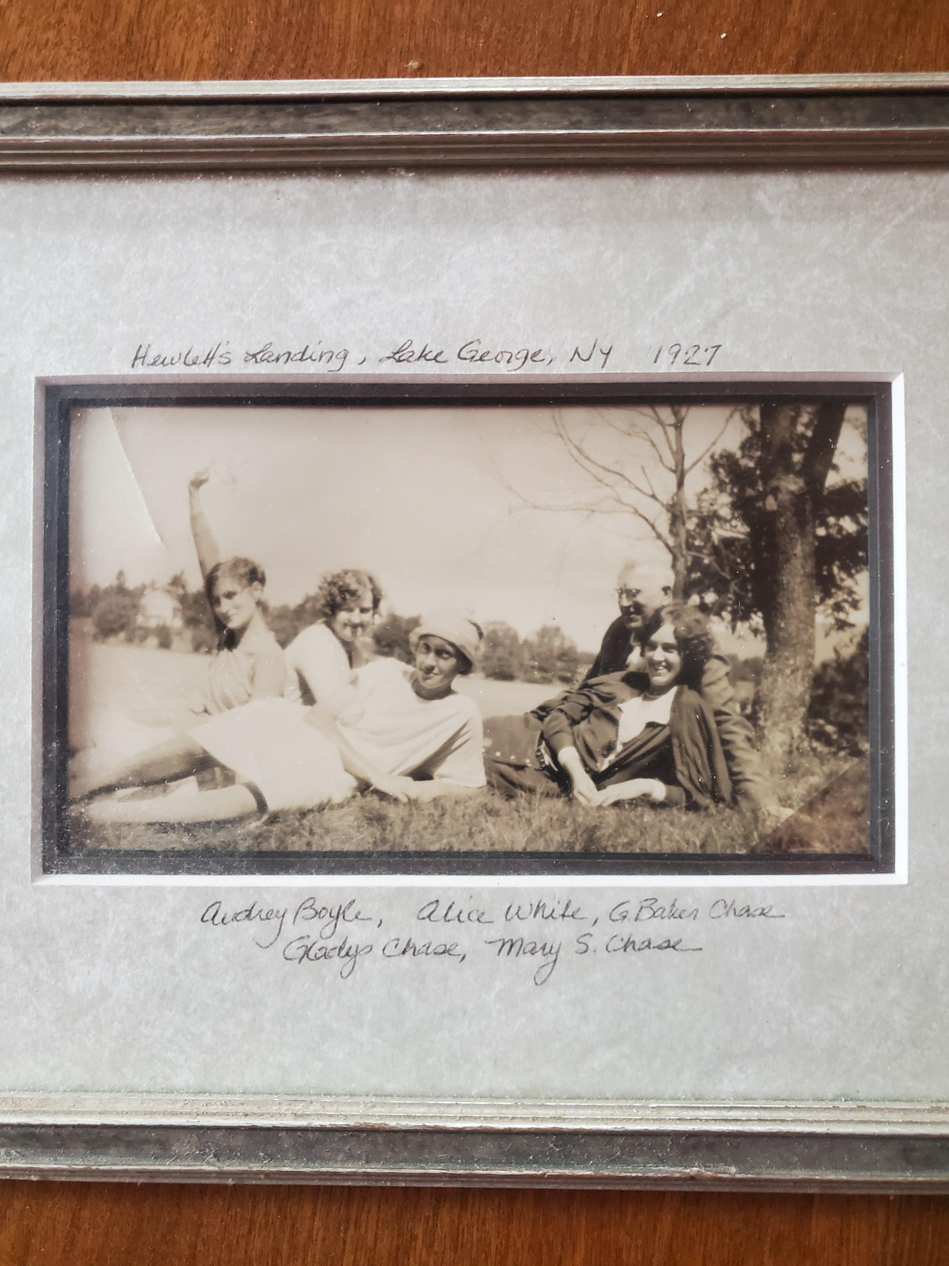 1927 outting at Hewletts Landing, Lake New York, USA r