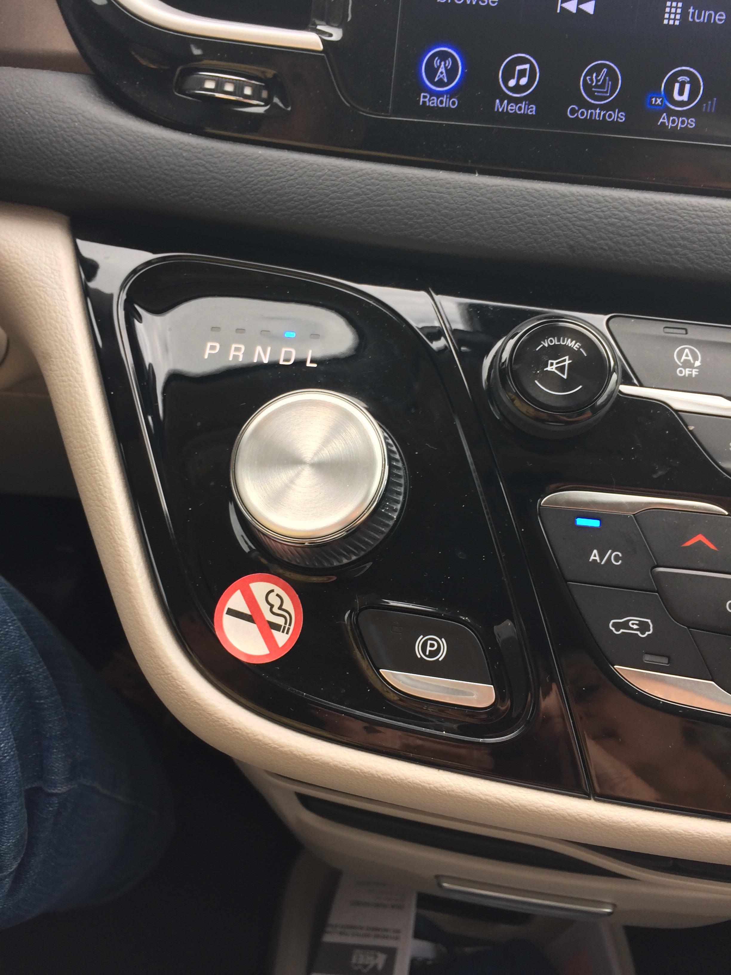 This Potentially-Lethal Gear Shift Posing As A Volume Knob : R/Crappydesign