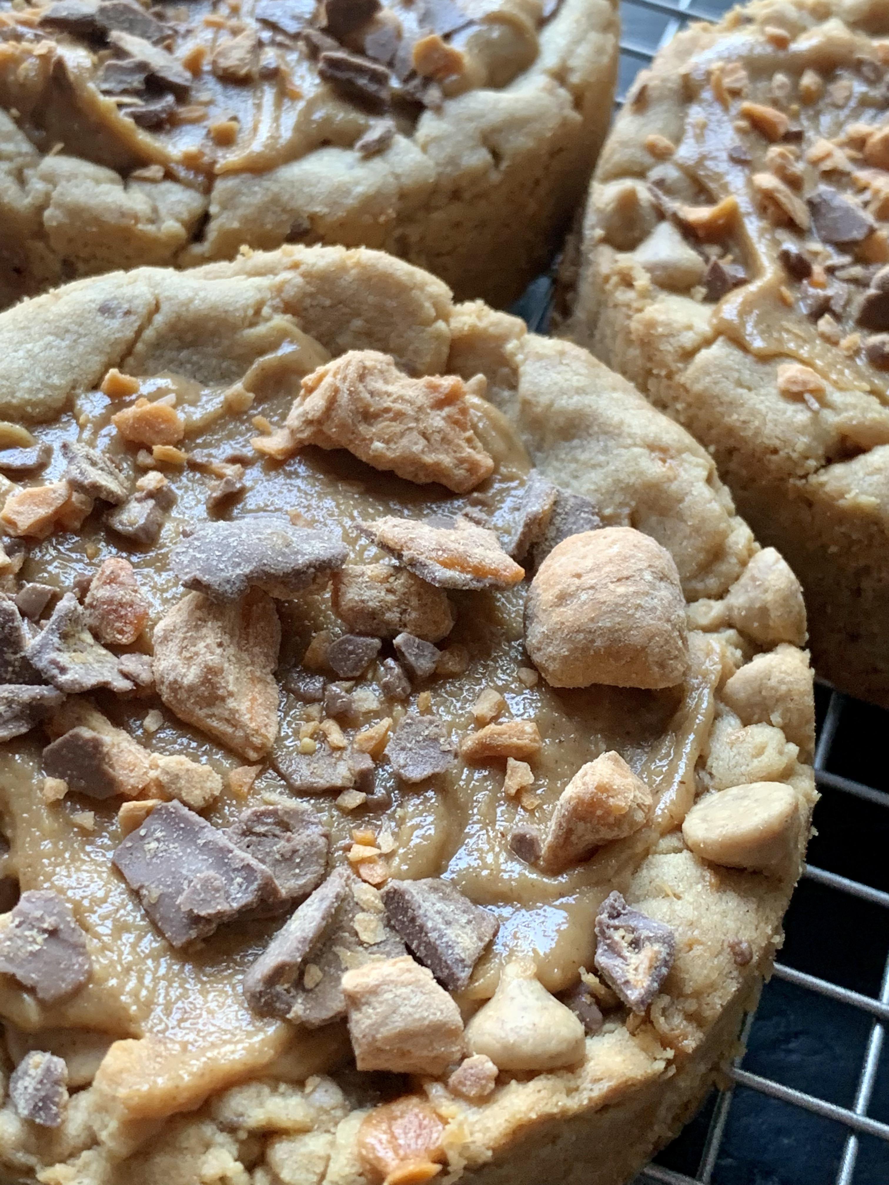 SomeBabble [homemade] deep dish peanut butter cookie with butterfinger